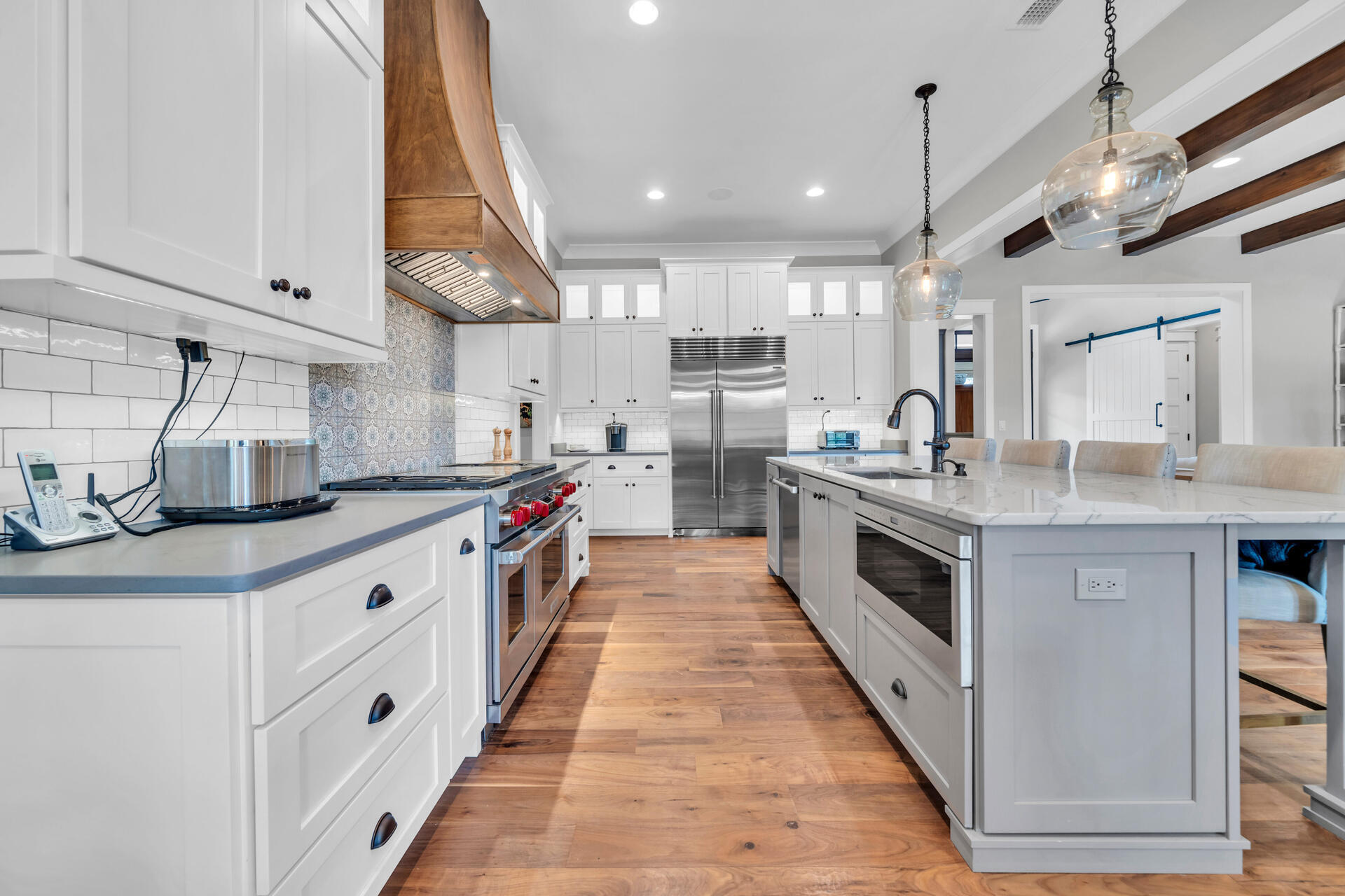 1542 N Baytowne Avenue