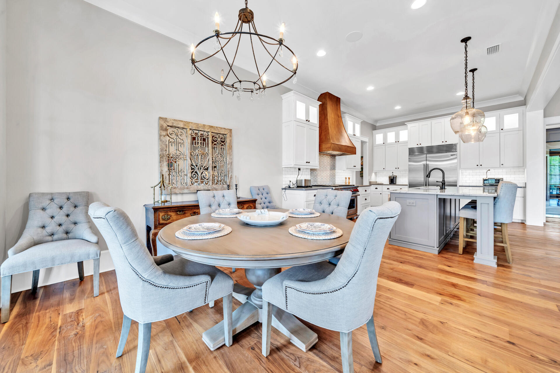 1542 N Baytowne Avenue