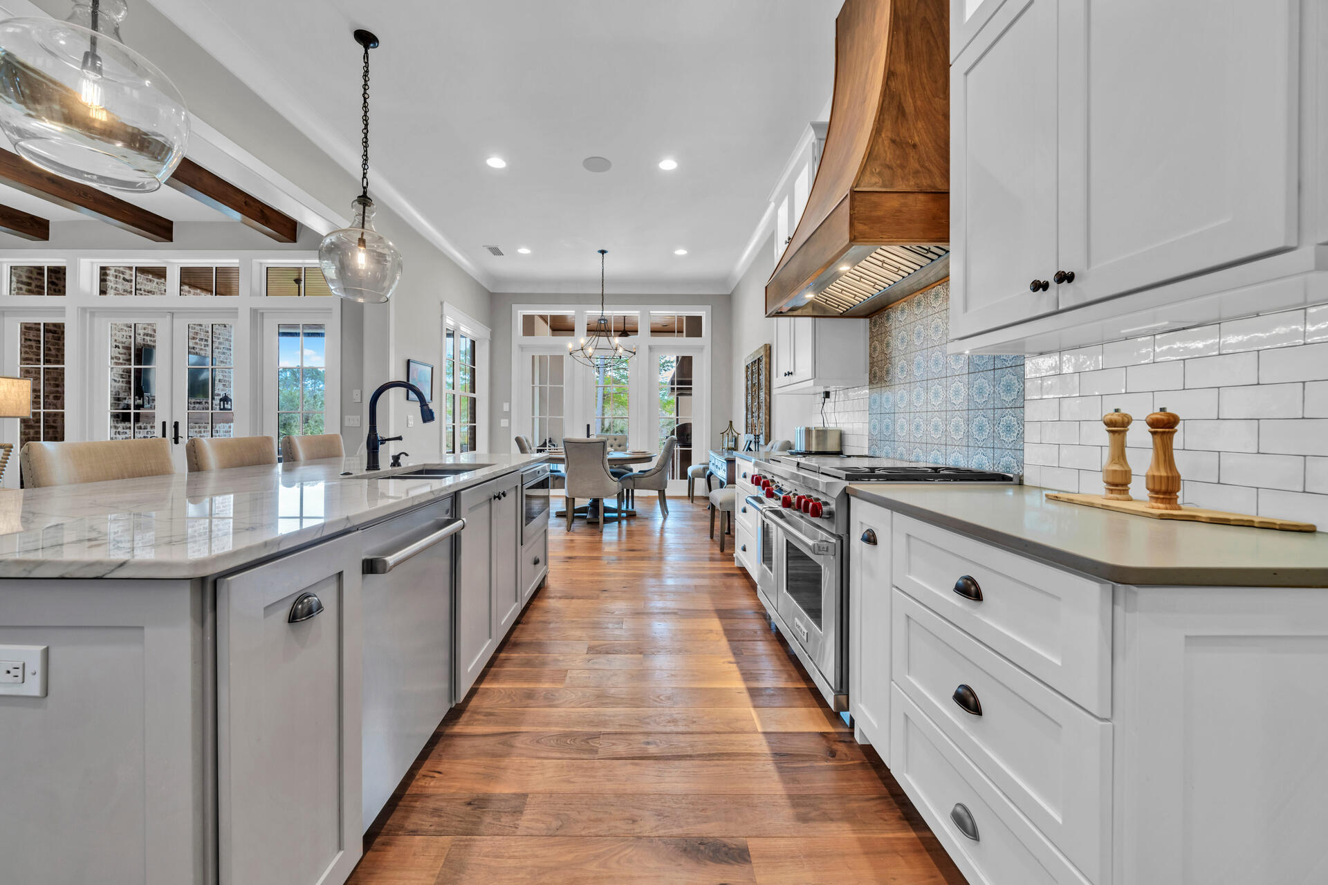 1542 N Baytowne Avenue