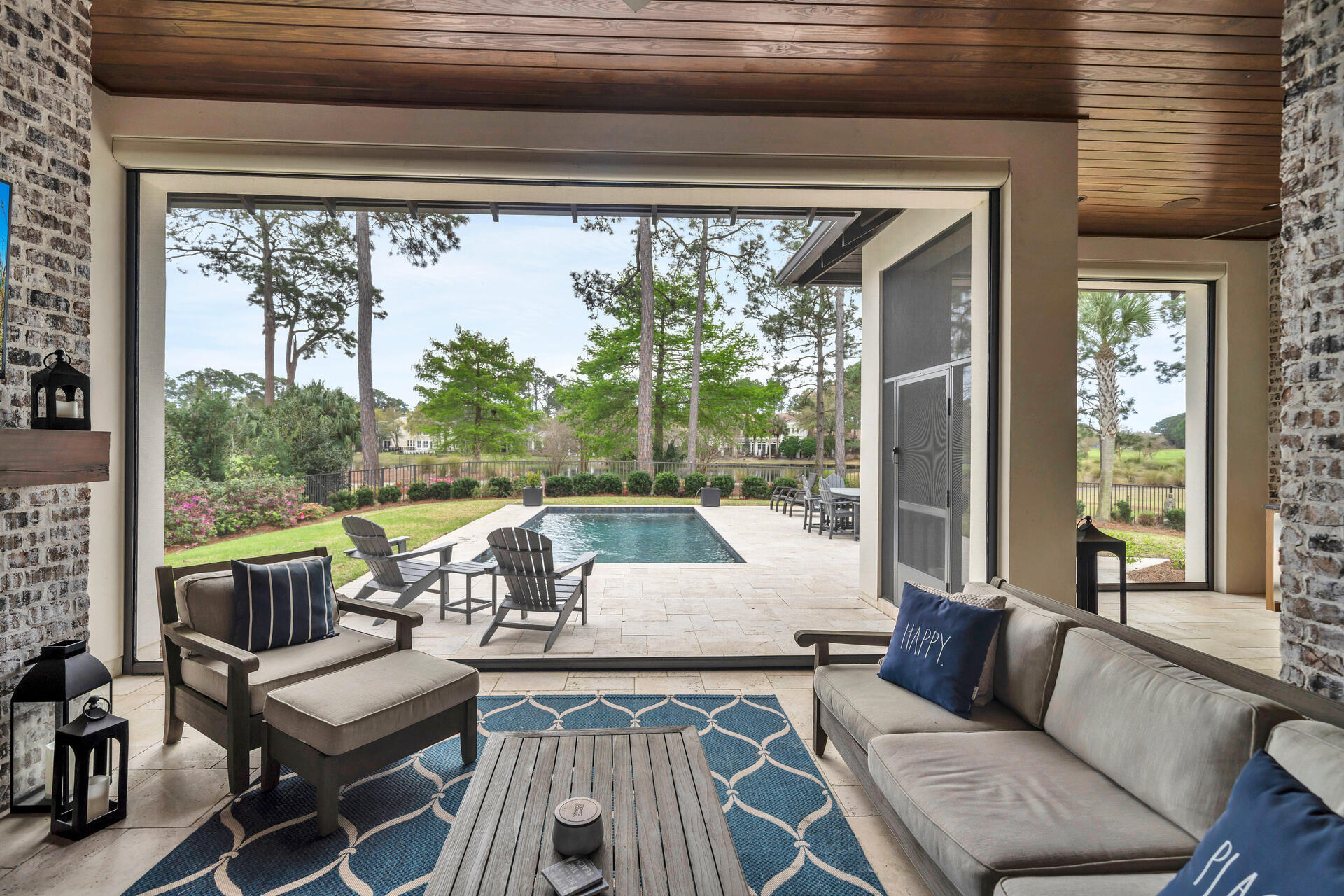 1542 N Baytowne Avenue