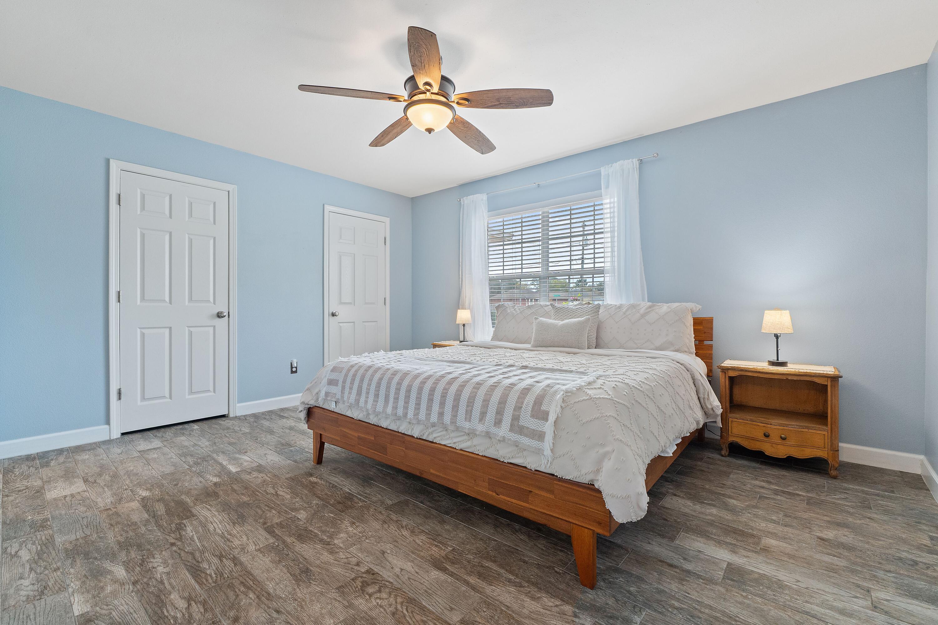 2217 Las Vegas Trail