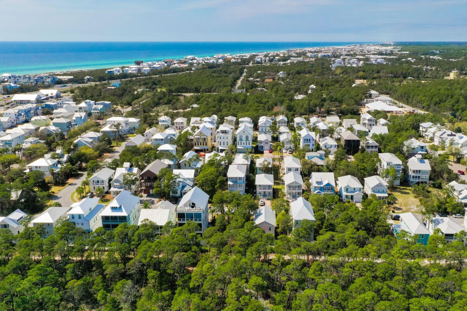 100 Grande Pointe Circle