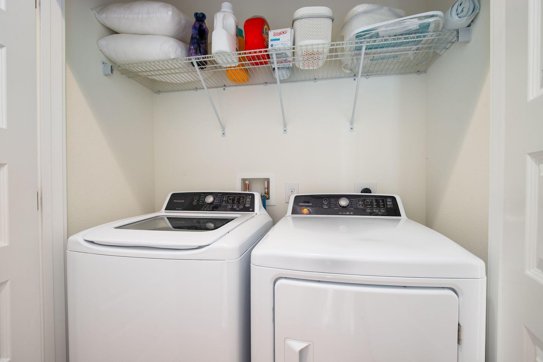 100 Grande Pointe Circle