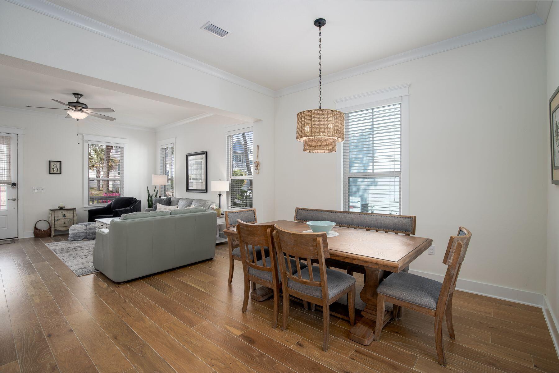 100 Grande Pointe Circle