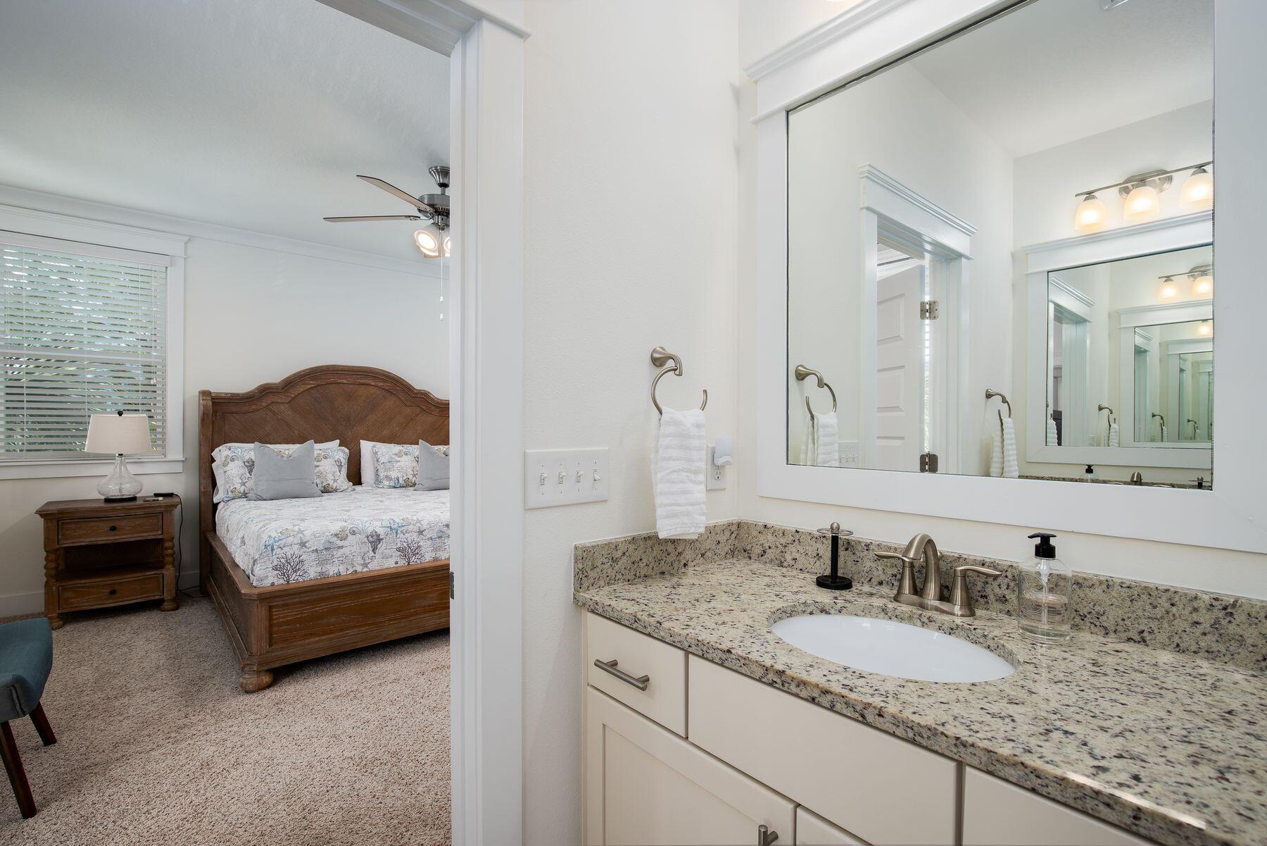 100 Grande Pointe Circle