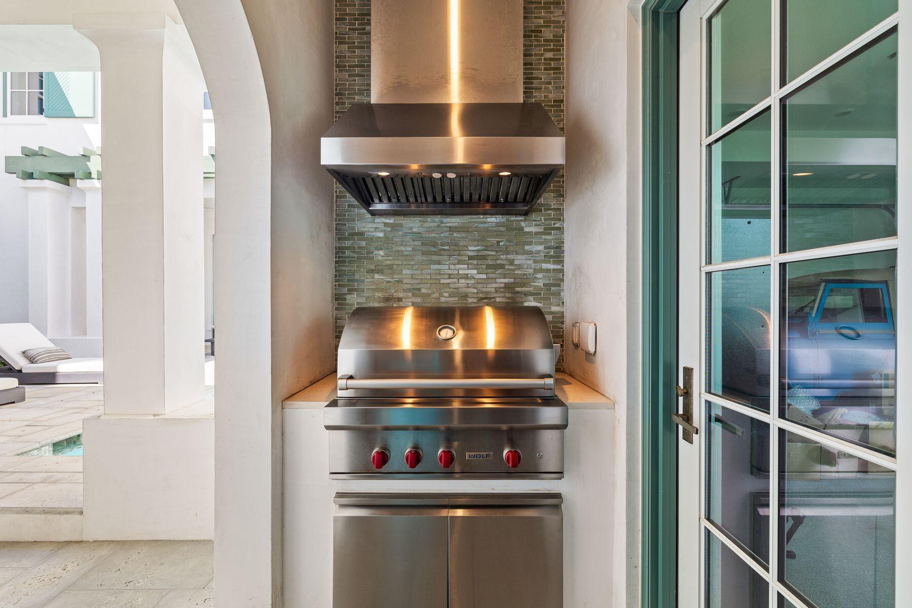 180 N Charles Street