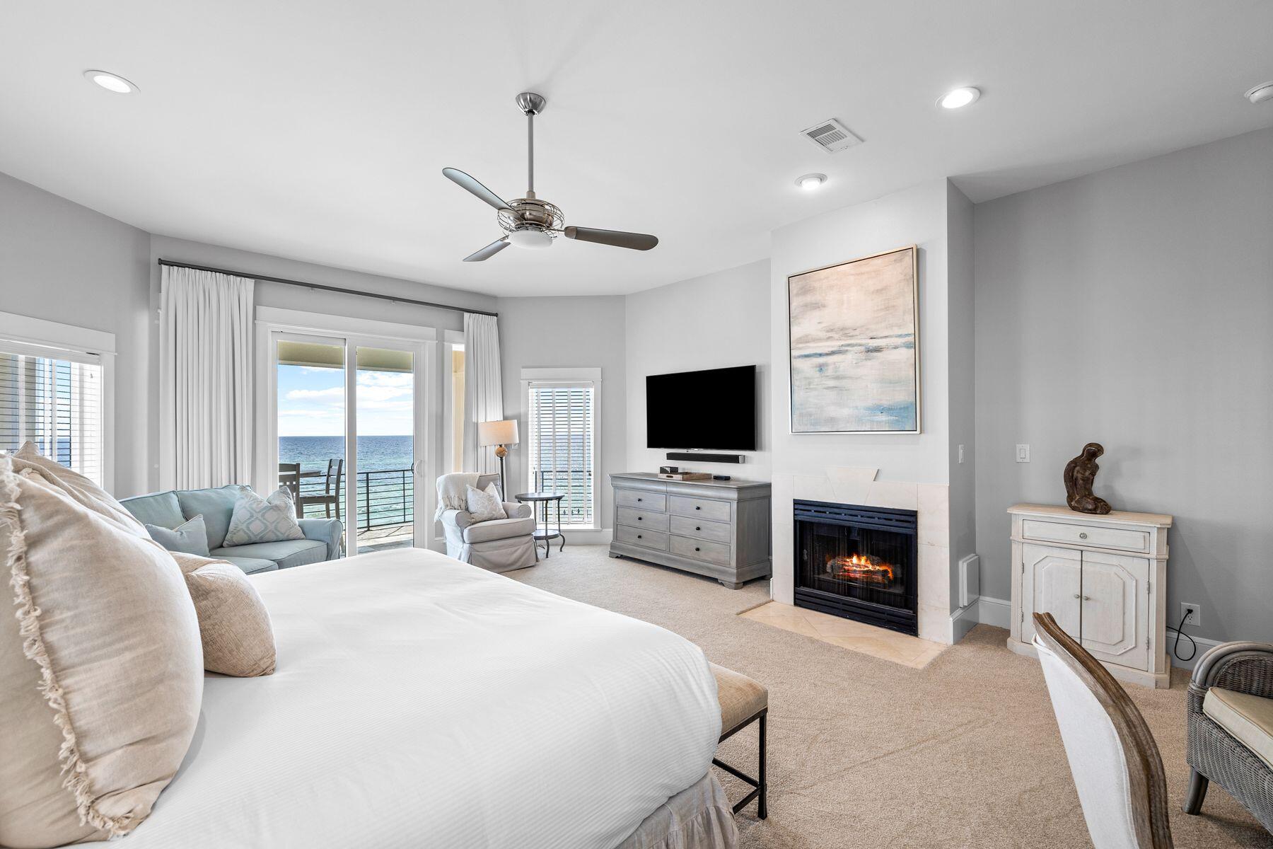 4525 W County Hwy 30A