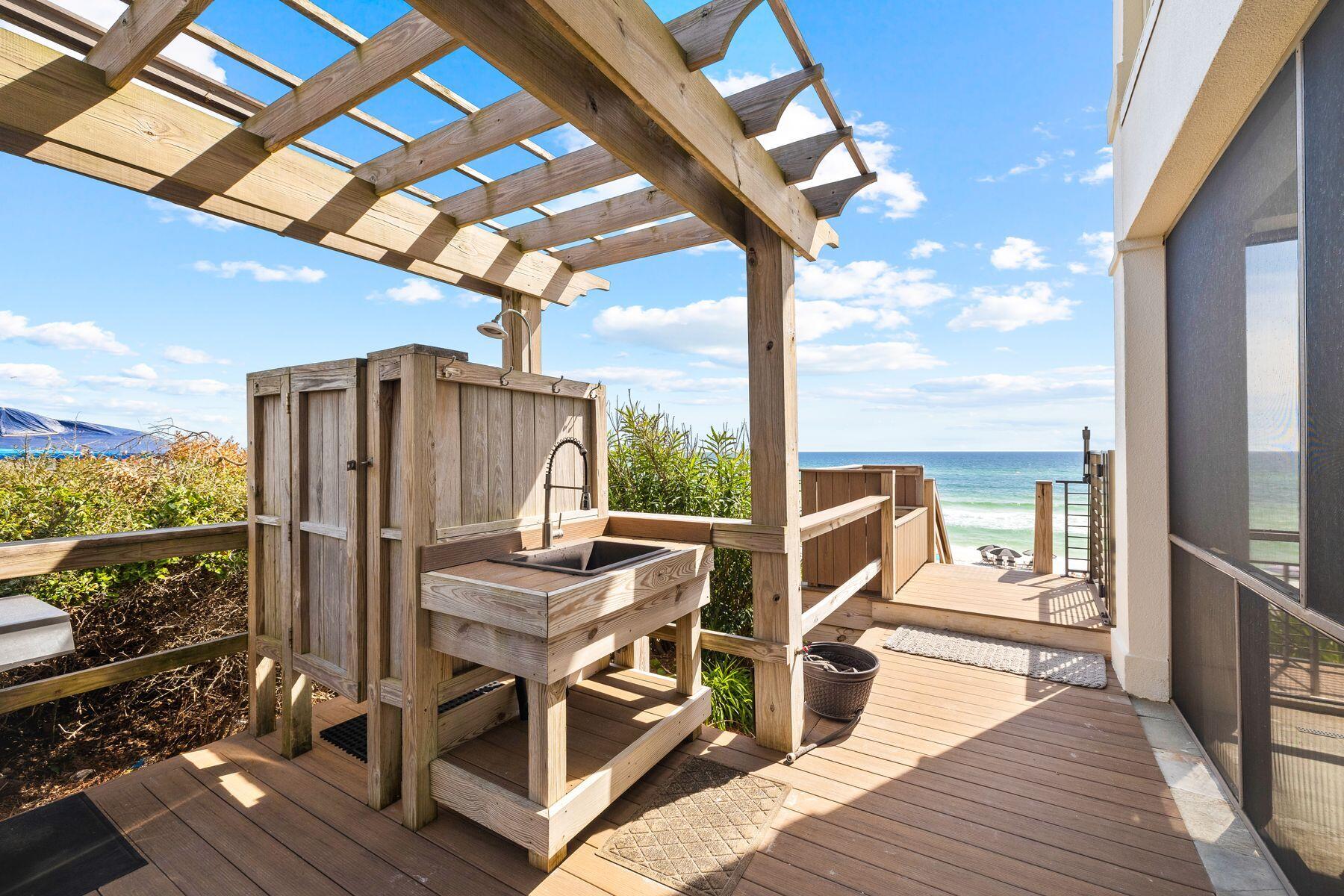 4525 W County Hwy 30A