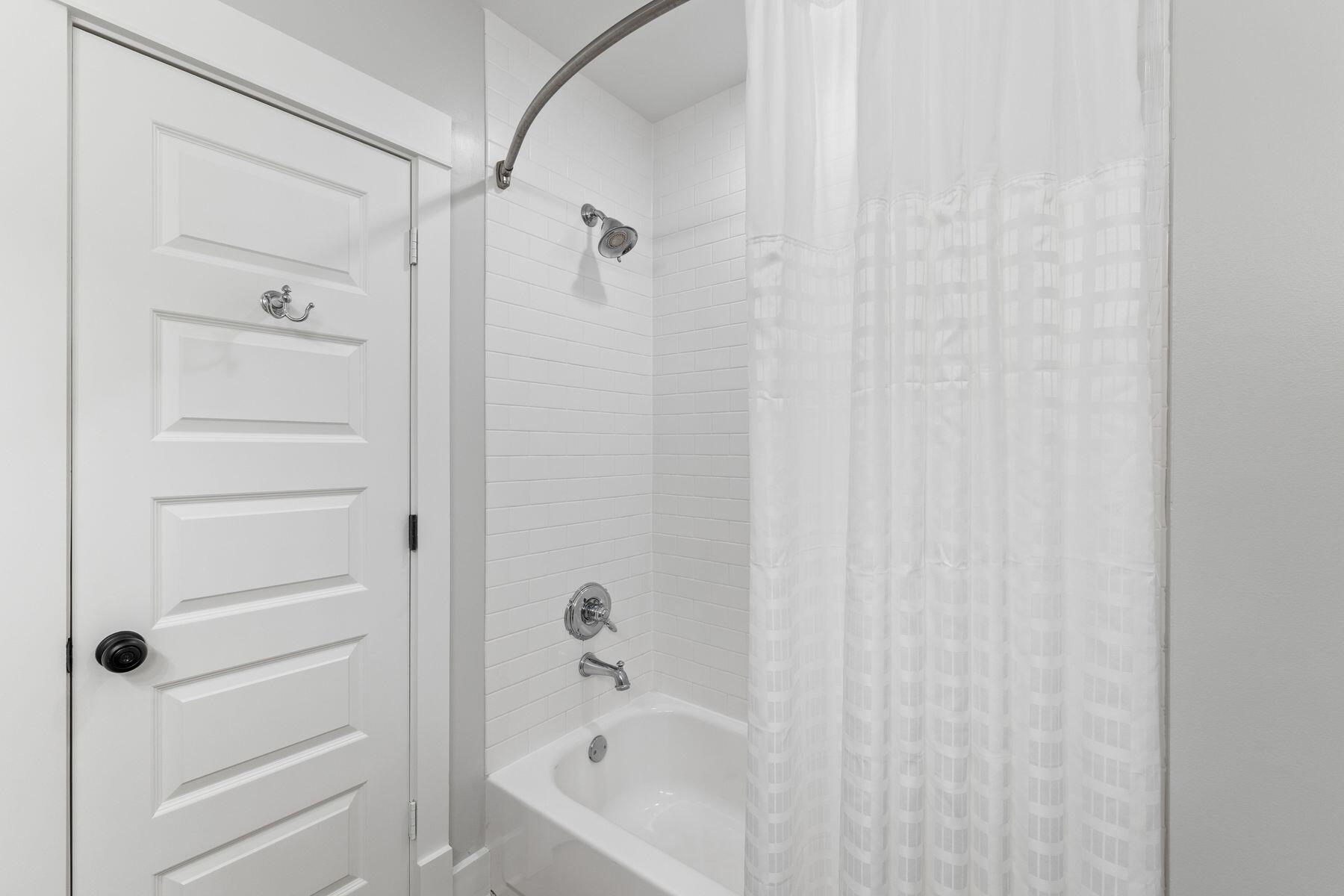 2050 W County Hwy 30A, #M1-309