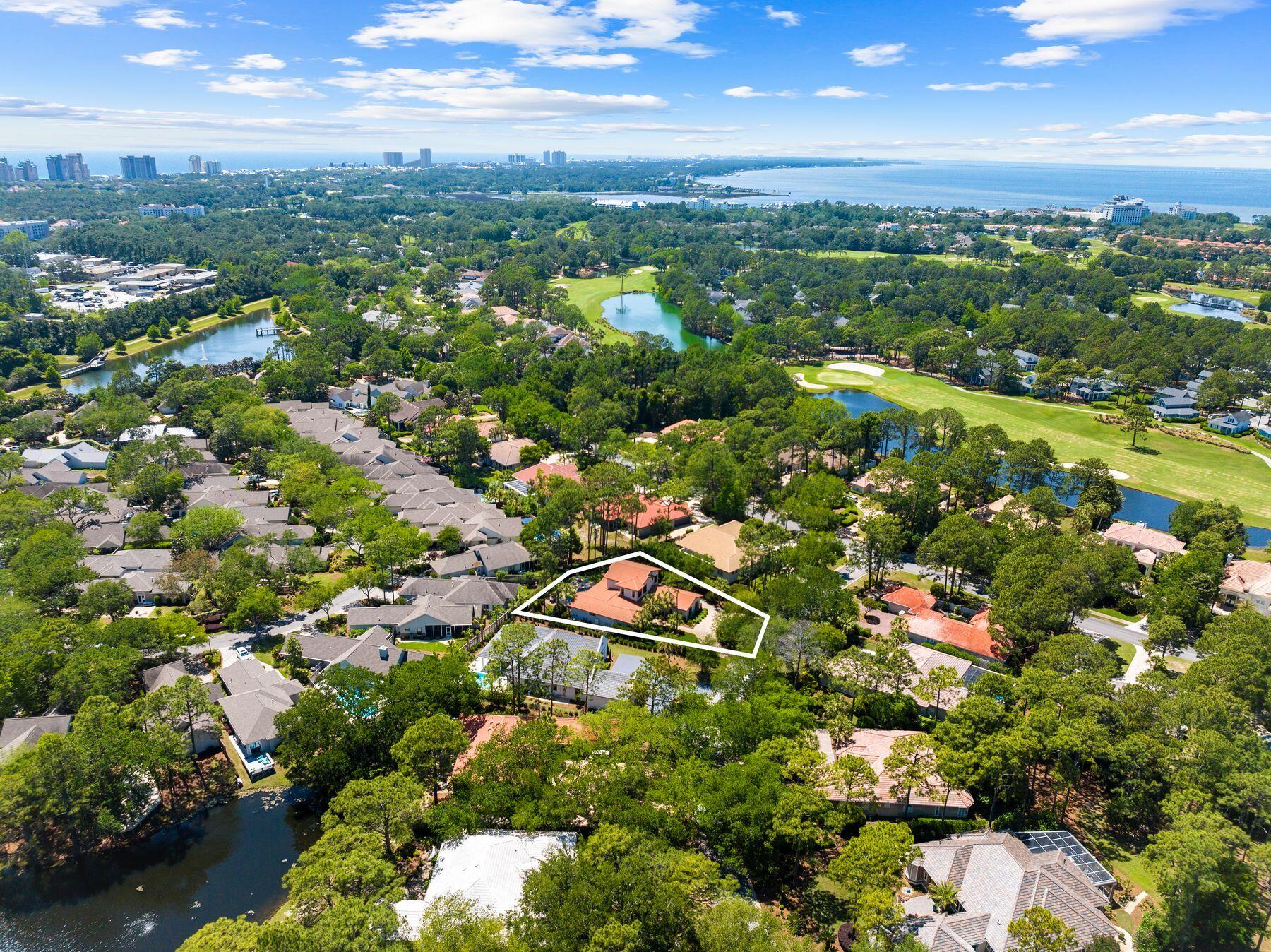 1430 E Baytowne Circle