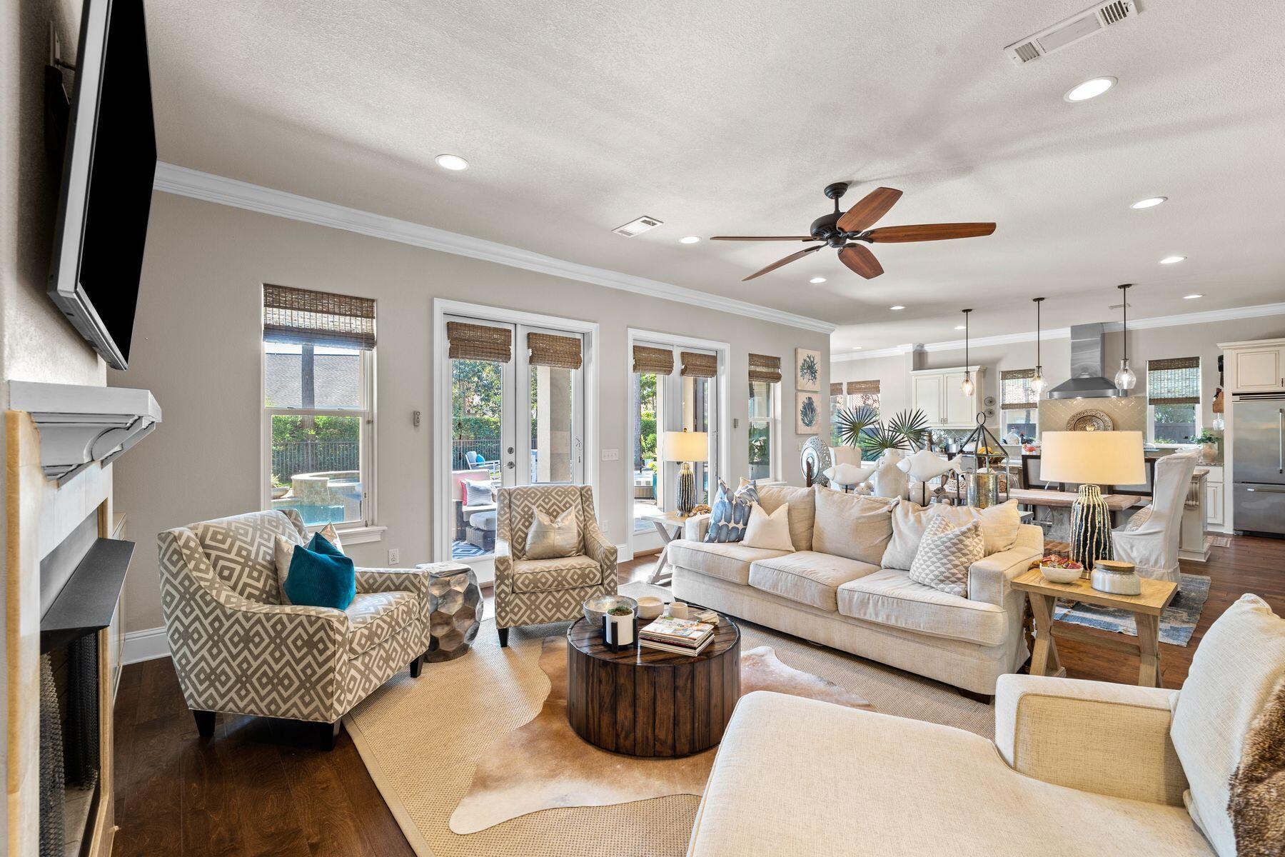 1430 E Baytowne Circle