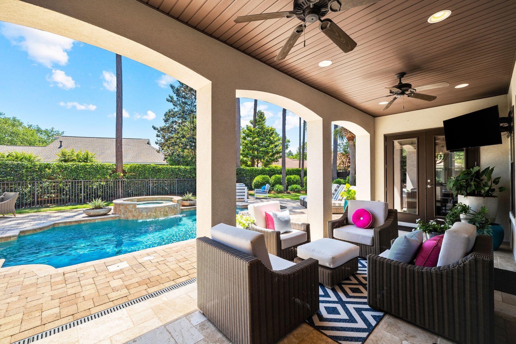 1430 E Baytowne Circle