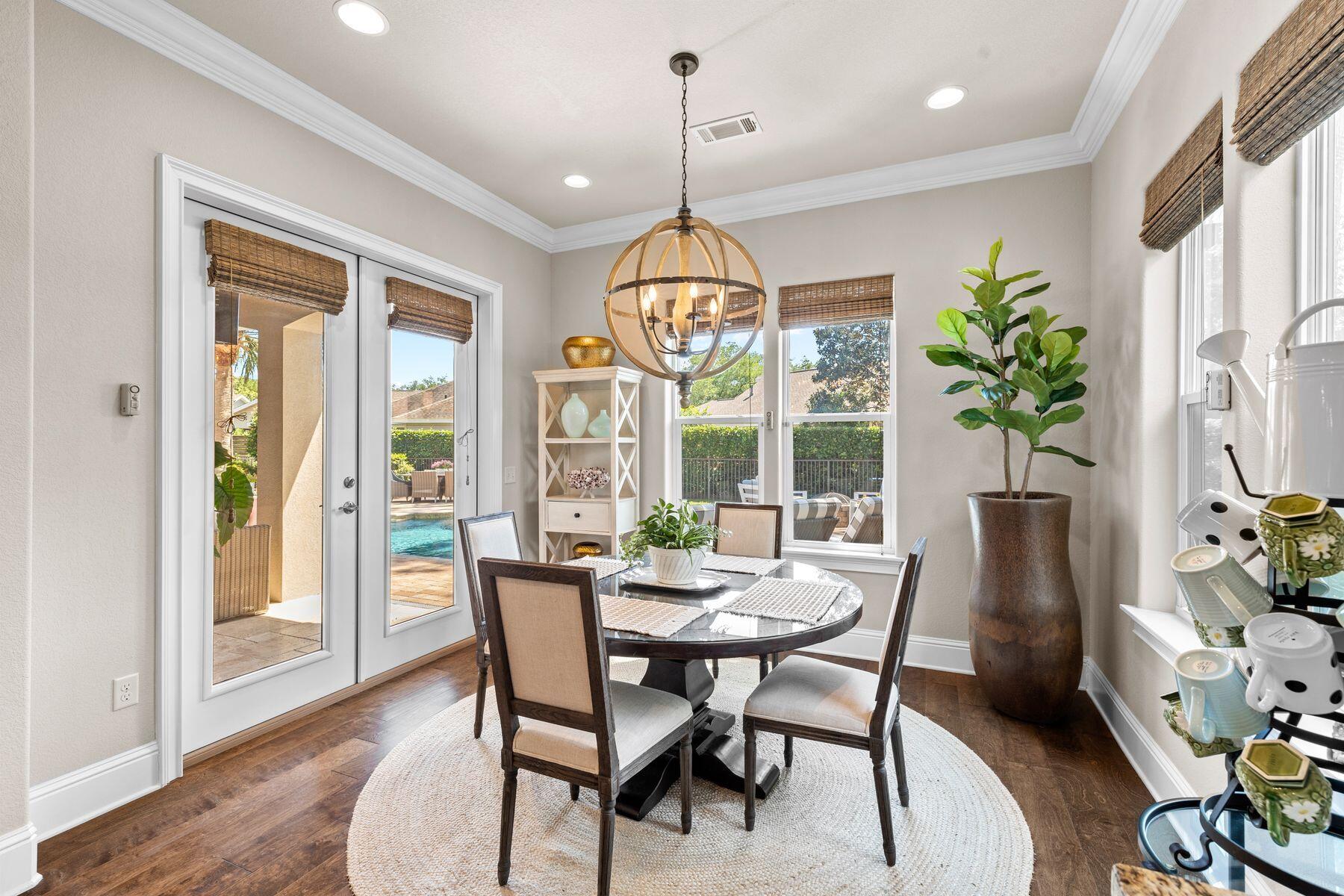 1430 E Baytowne Circle