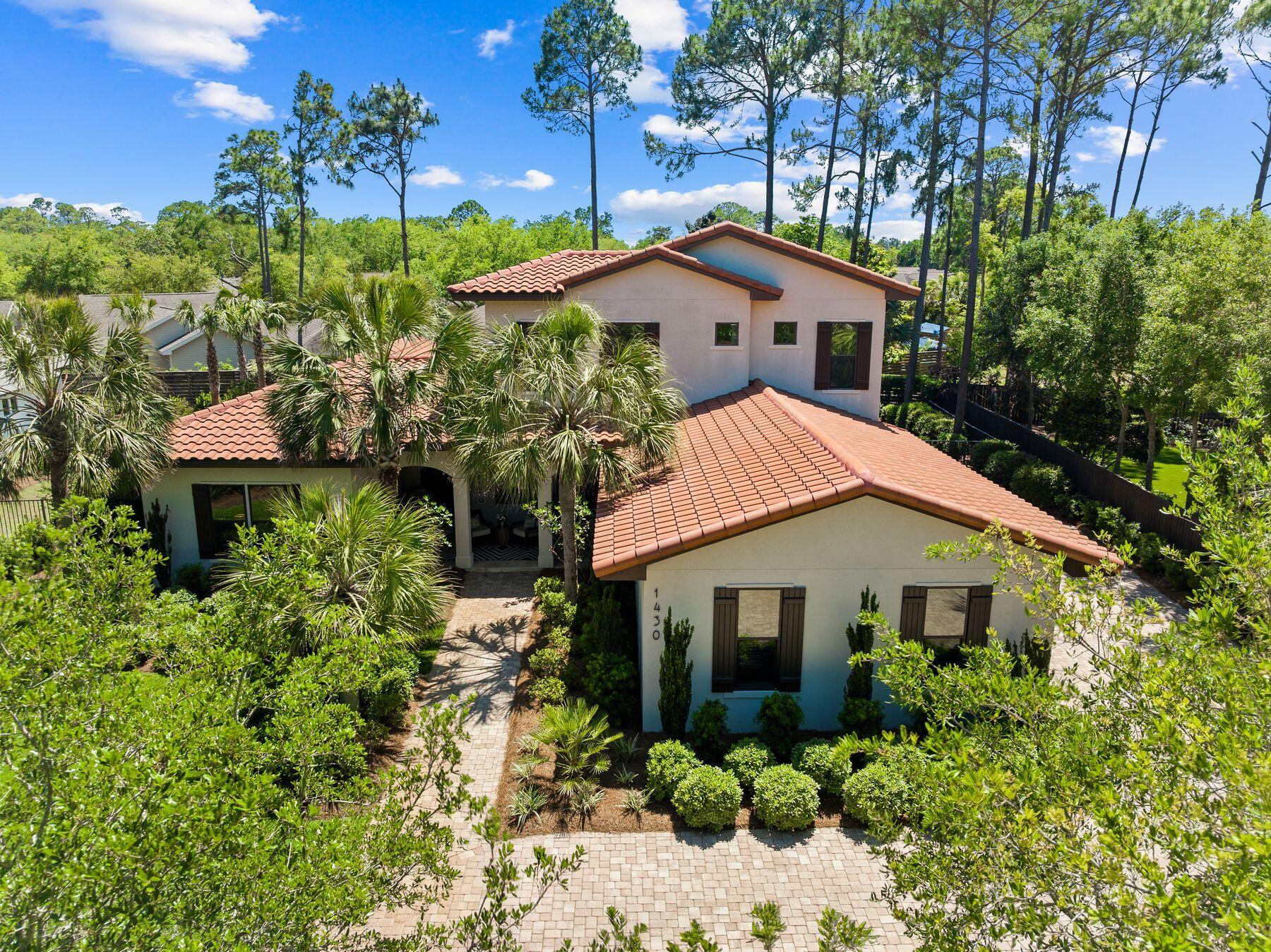 1430 E Baytowne Circle