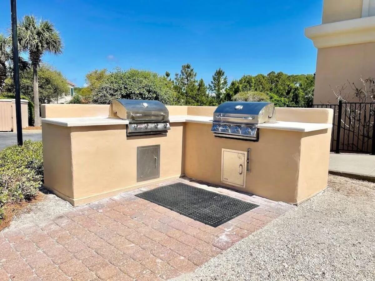 2421 W CO HWY 30A, G101