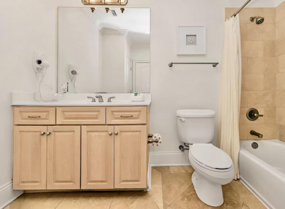 2421 W CO HWY 30A, G101