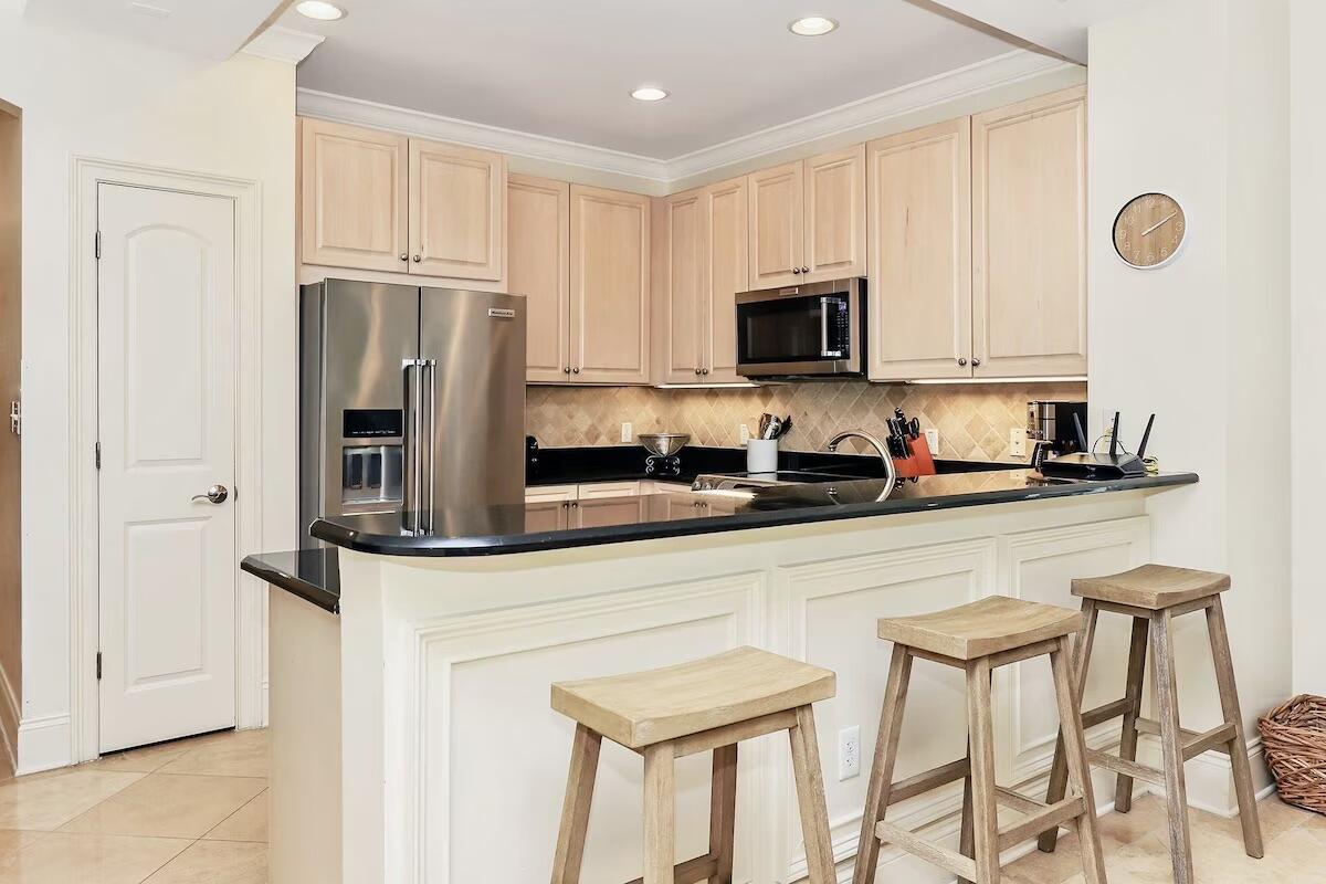 2421 W CO HWY 30A, G101