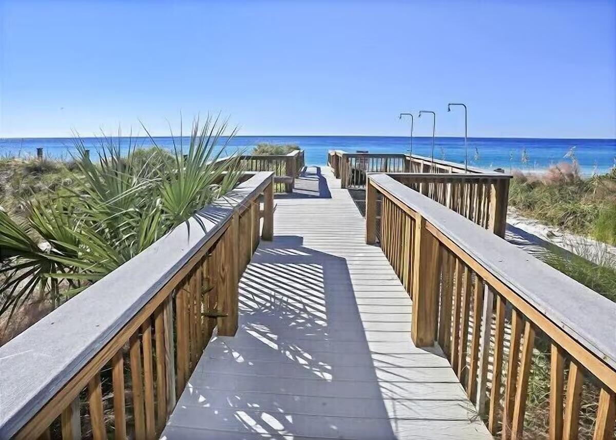 2421 W CO HWY 30A, G101