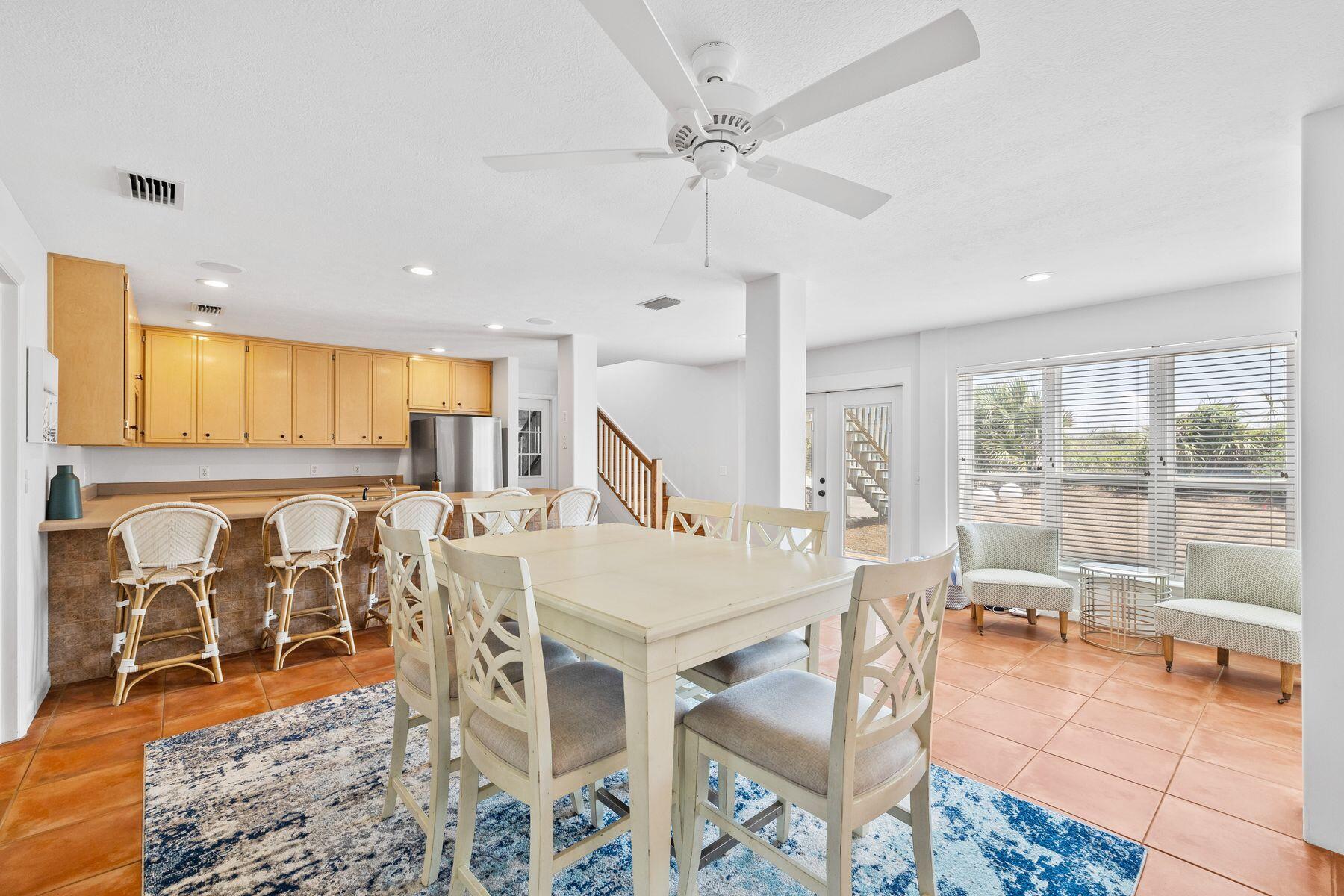 492 W Park Place Avenue