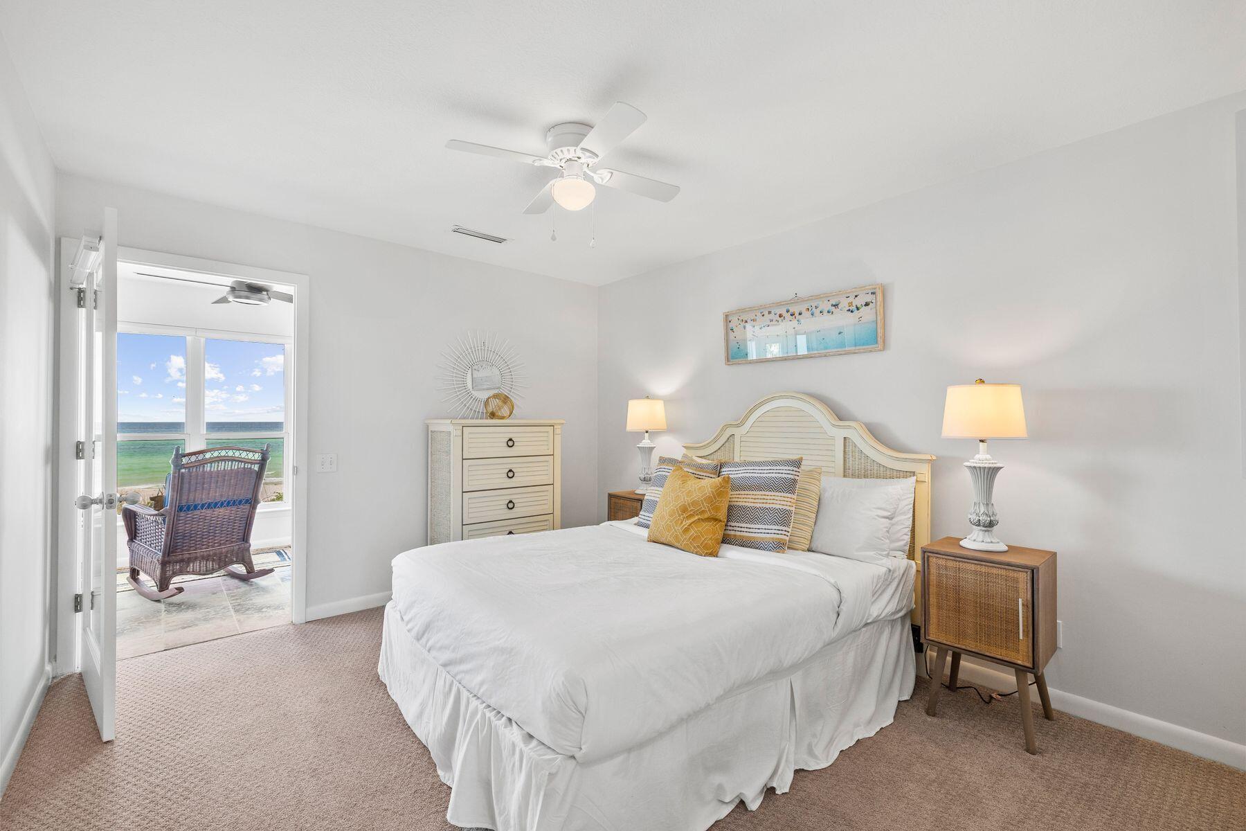 492 W Park Place Avenue