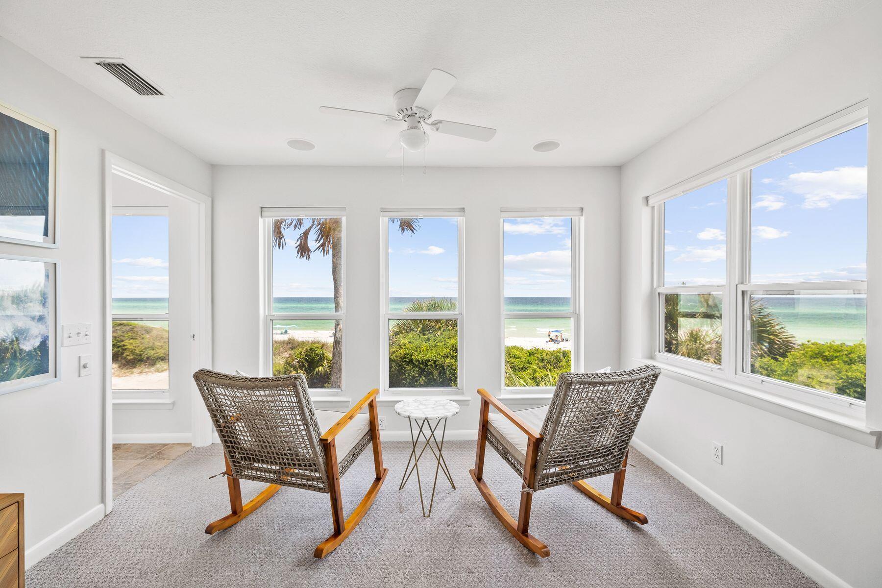 492 W Park Place Avenue