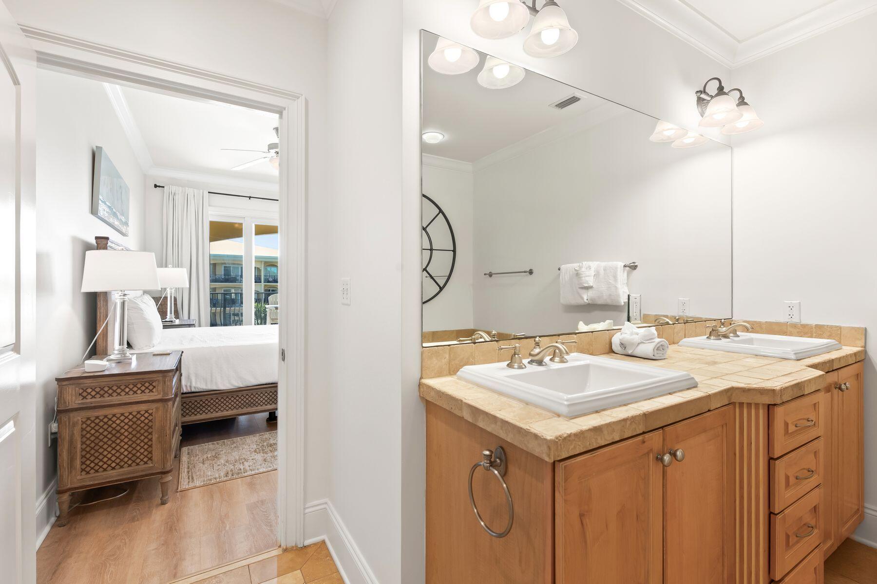 2421 W County Hwy 30A, D304