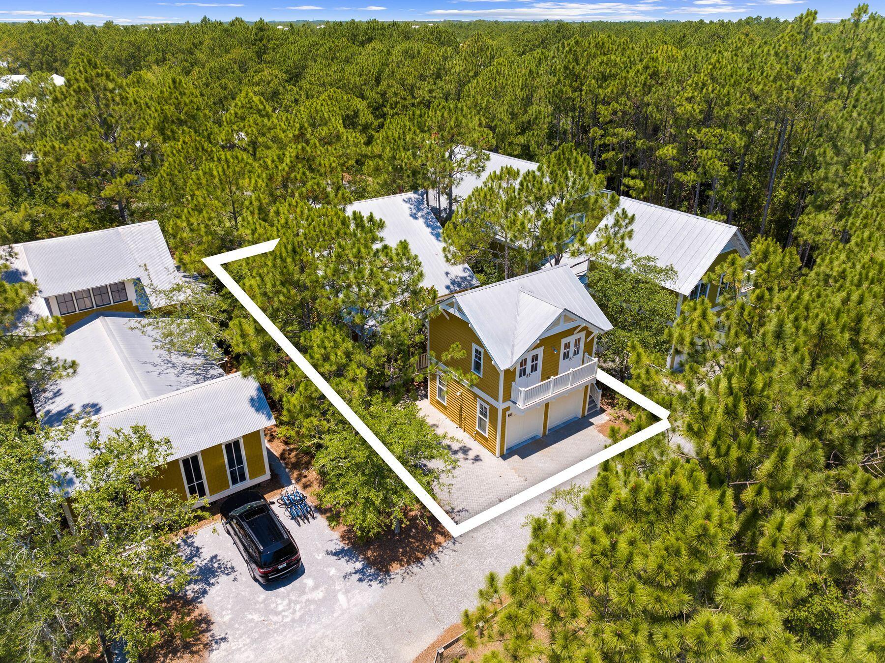 40 Tall Timber Court