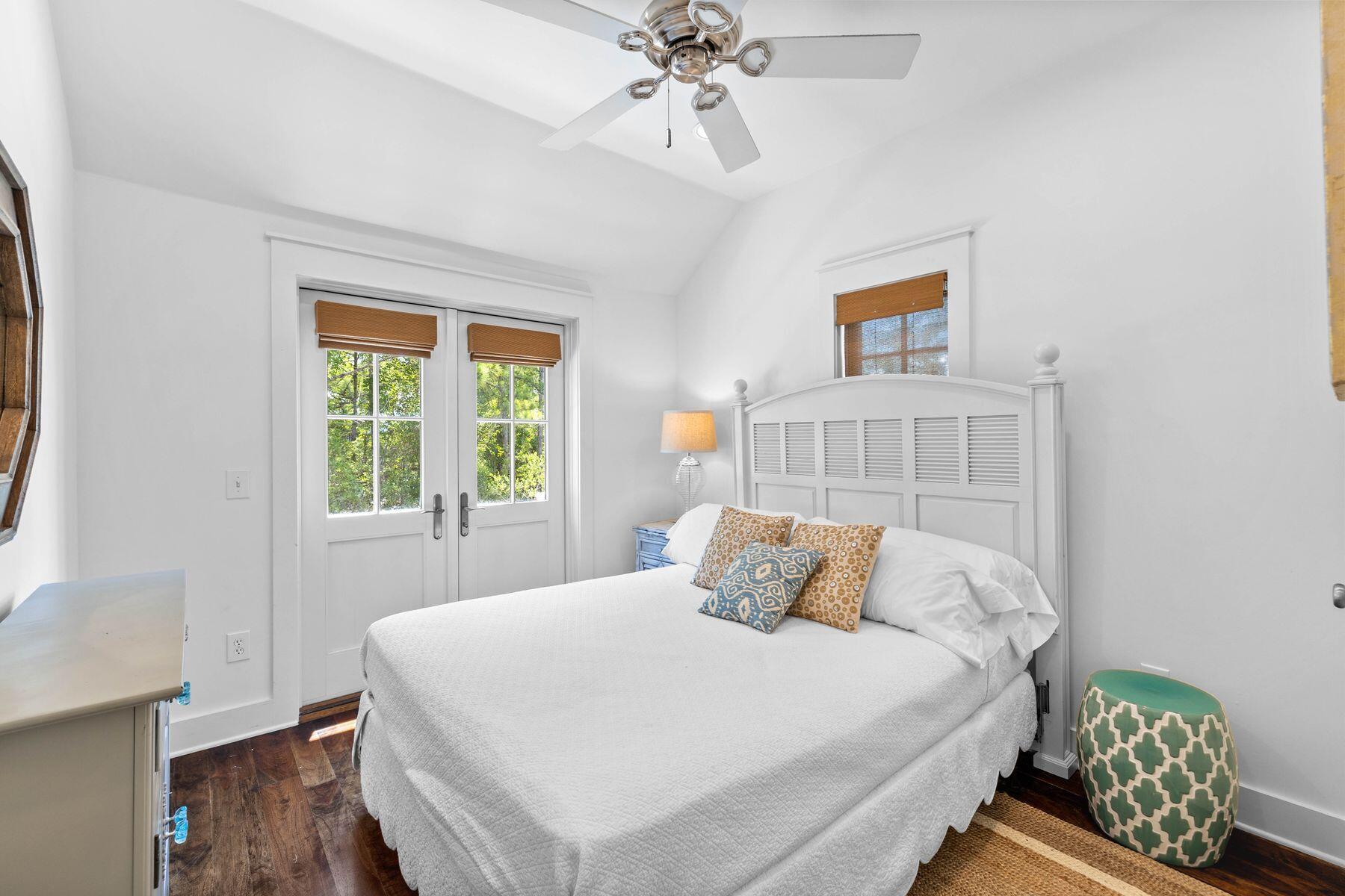 40 Tall Timber Court