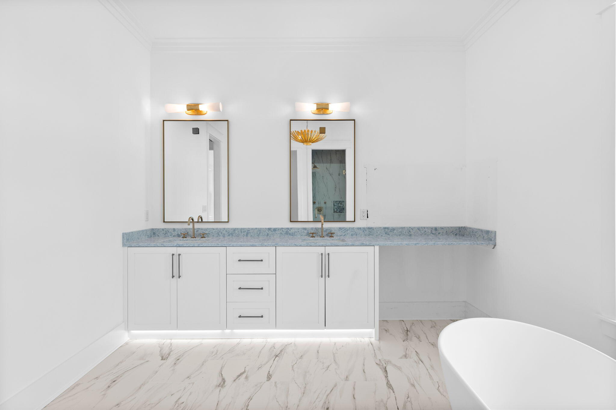 220 Climbing Rose Way