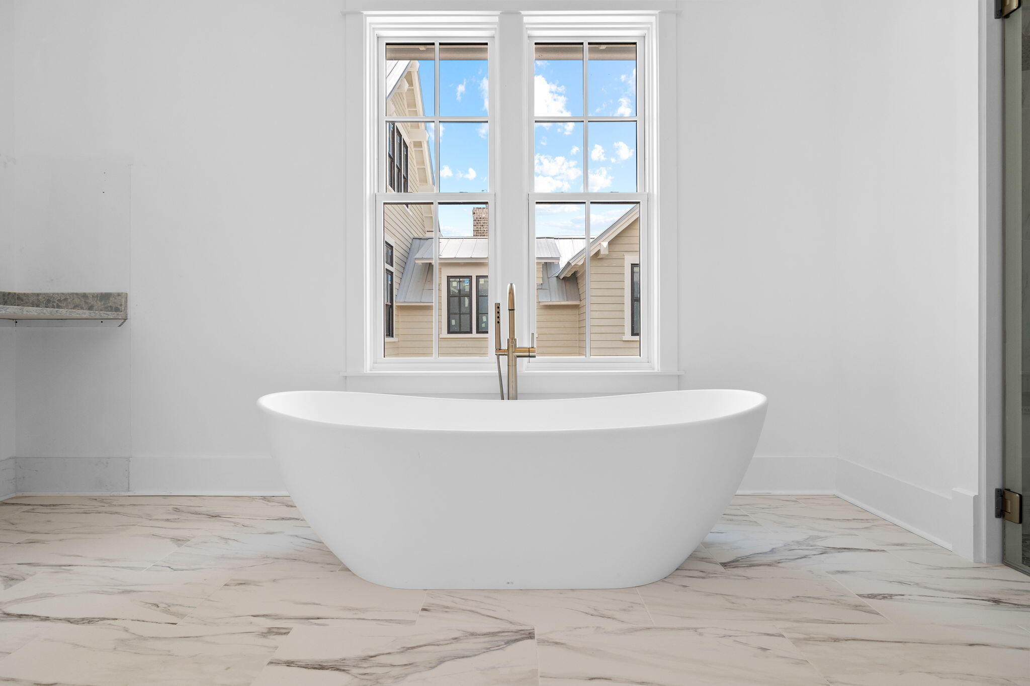 220 Climbing Rose Way