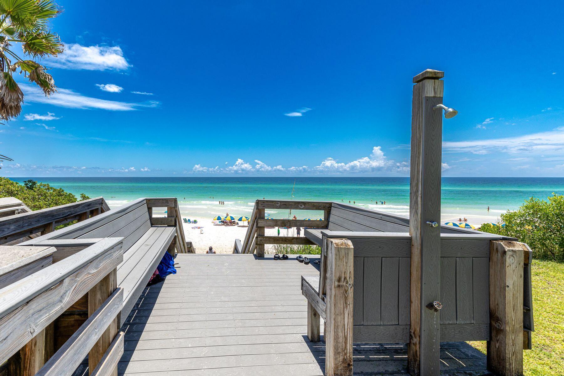 3692 E County Highway 30A, Unit 4