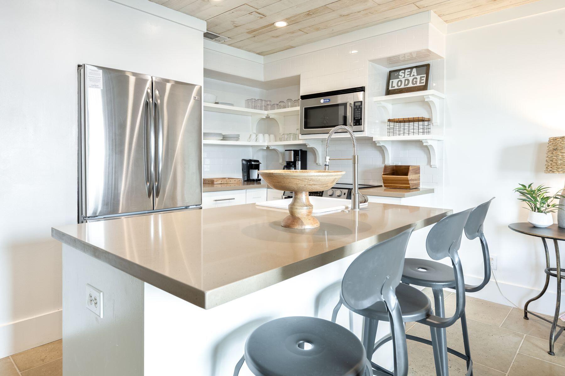 3692 E County Highway 30A, Unit 16