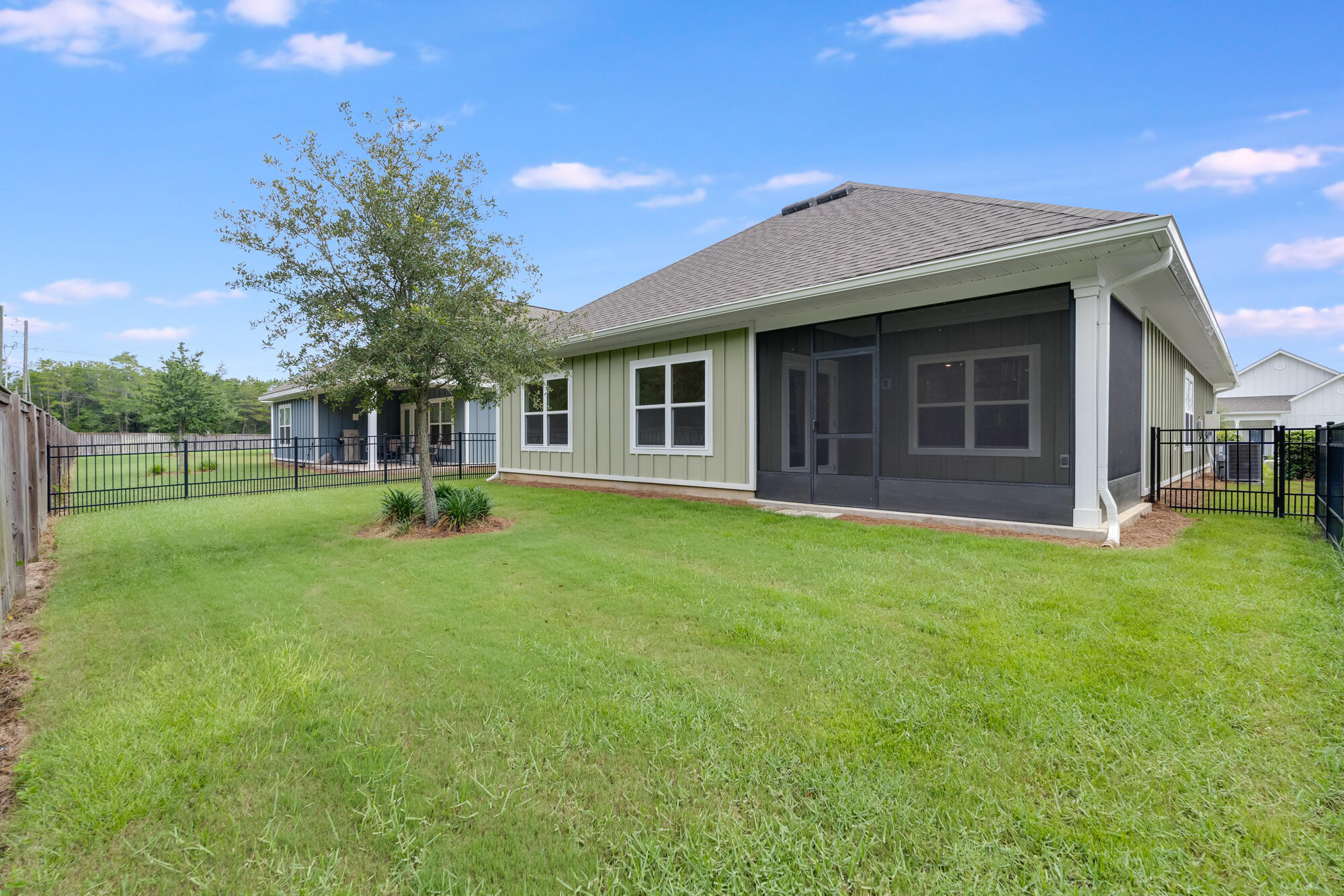 323 Lightning Bug Lane