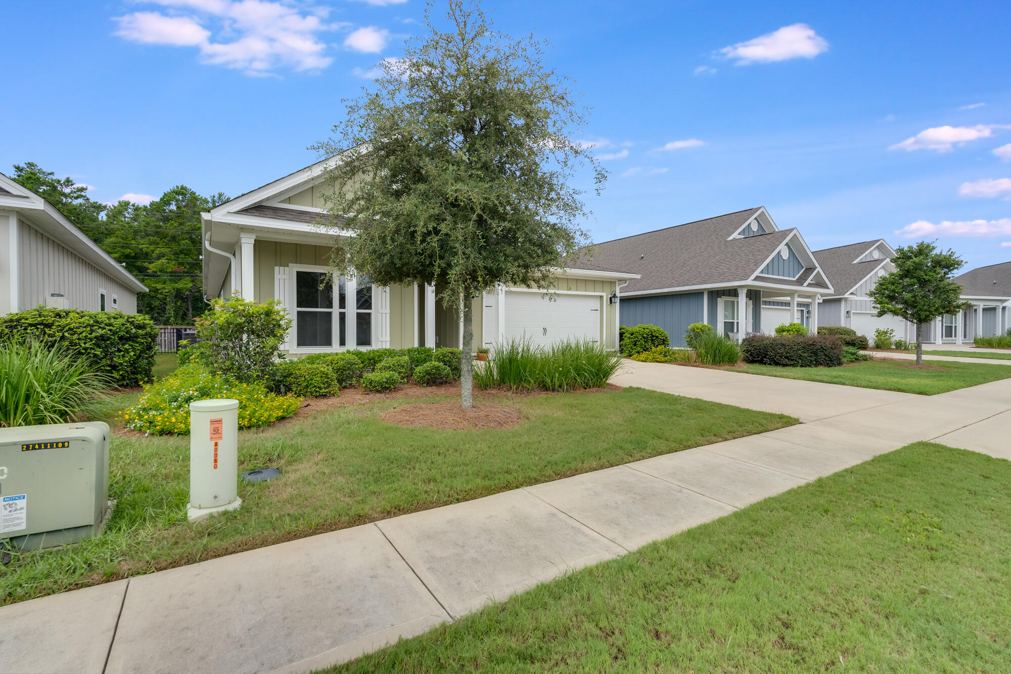 323 Lightning Bug Lane