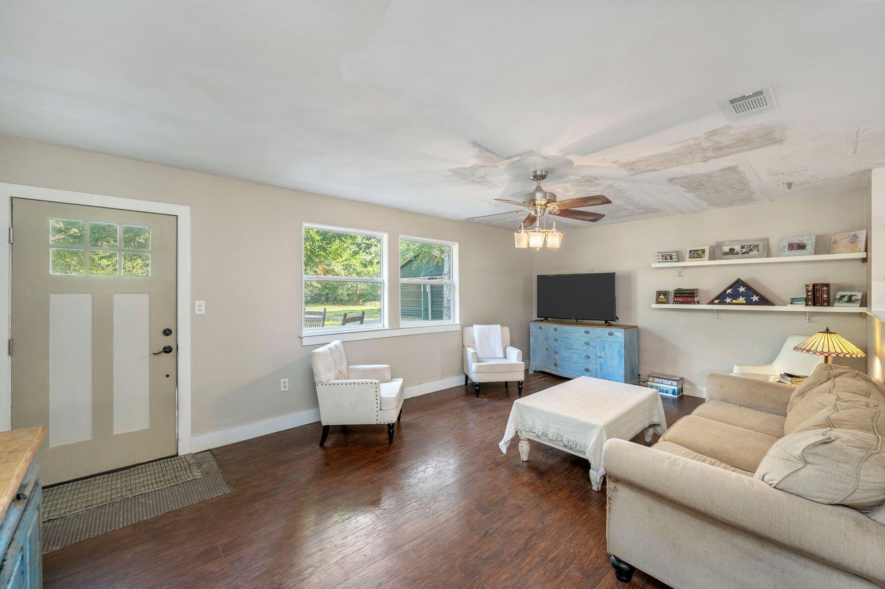 431 Donna Lane, DeFuniak Springs