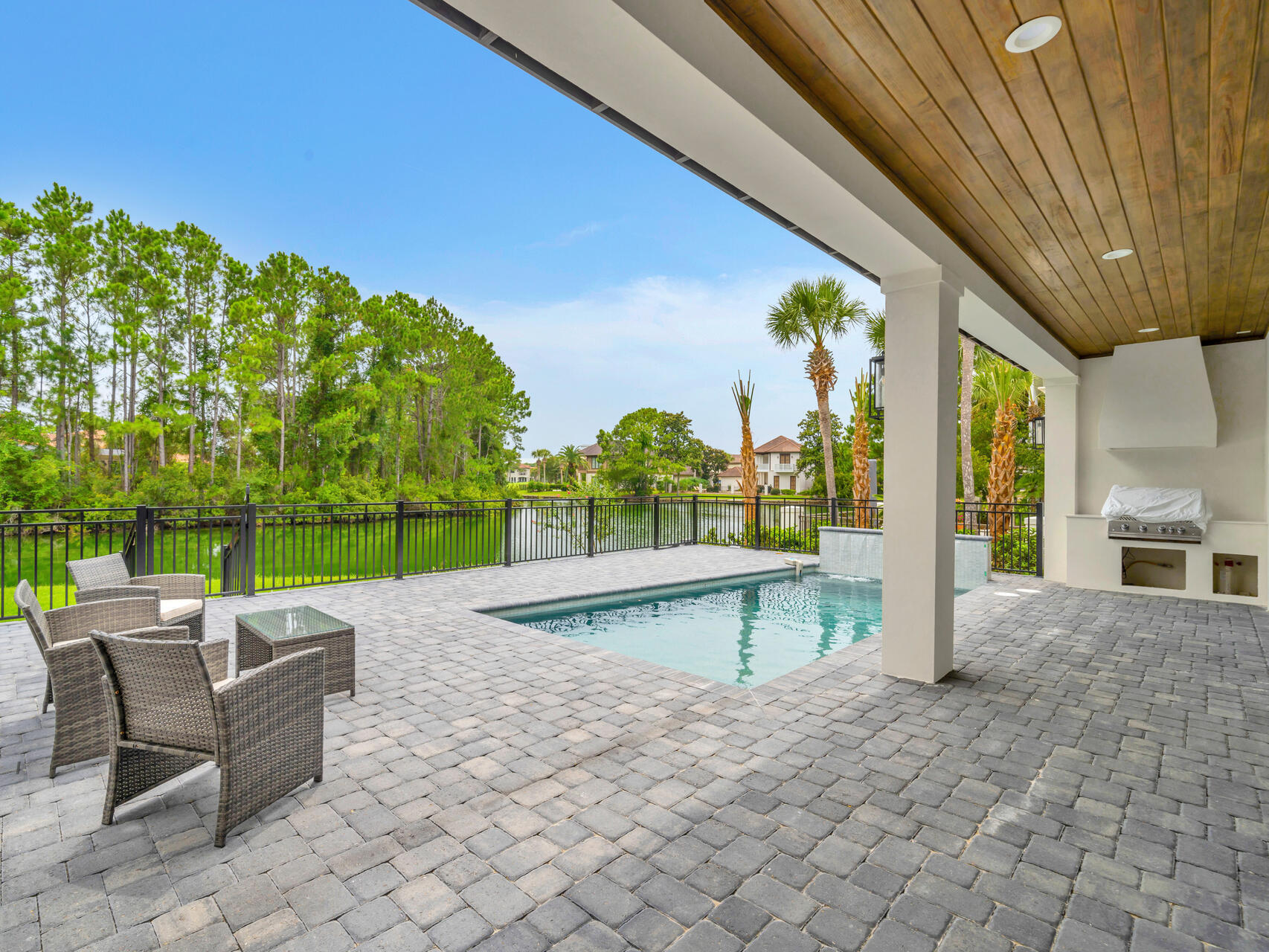 1803 Baytowne N Avenue