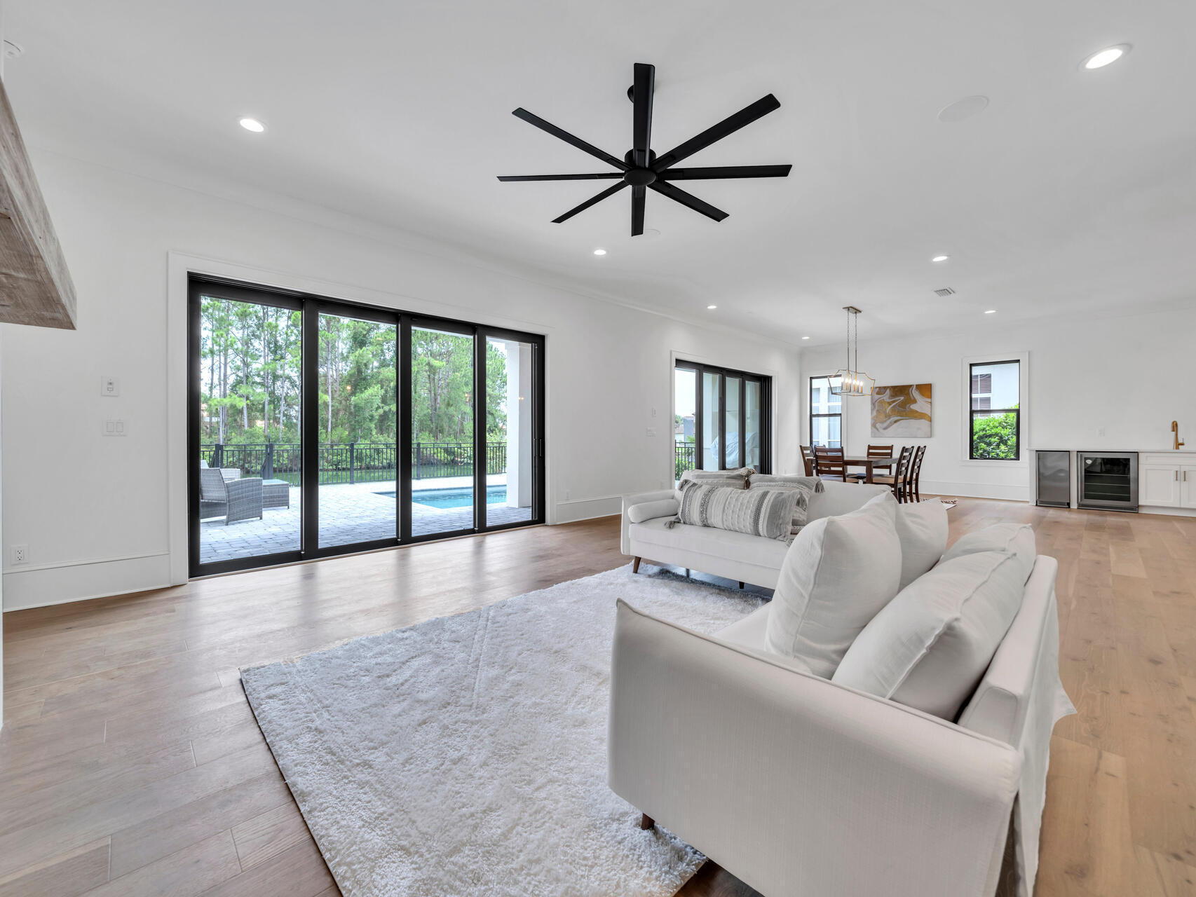 1803 Baytowne N Avenue