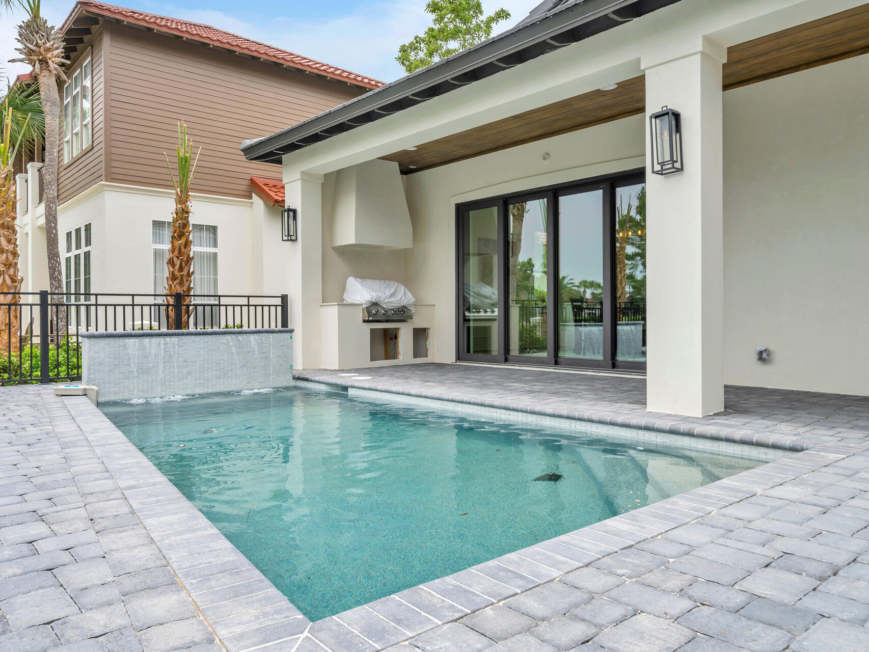 1803 Baytowne N Avenue