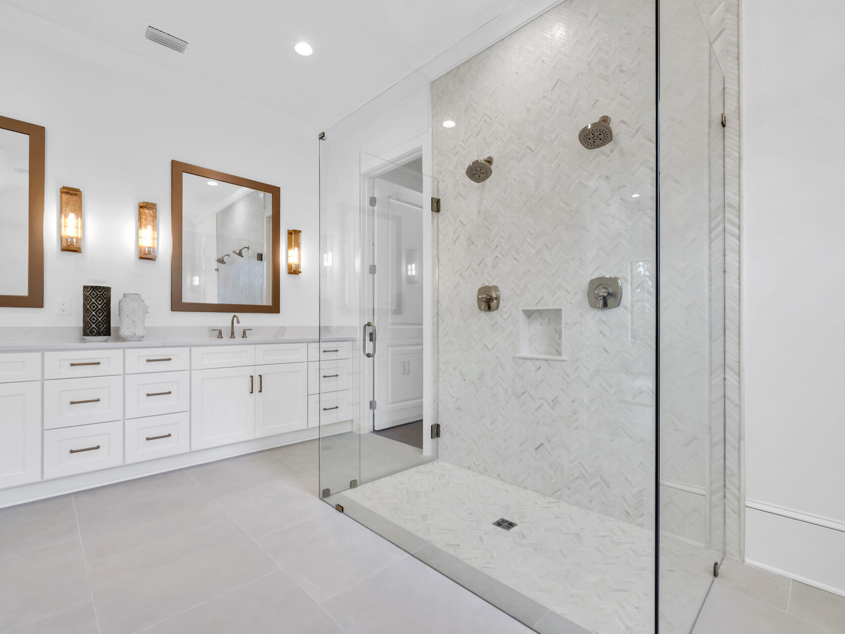 1803 Baytowne N Avenue