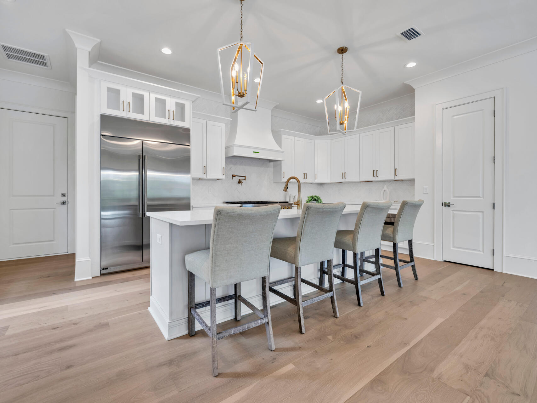 1803 Baytowne N Avenue