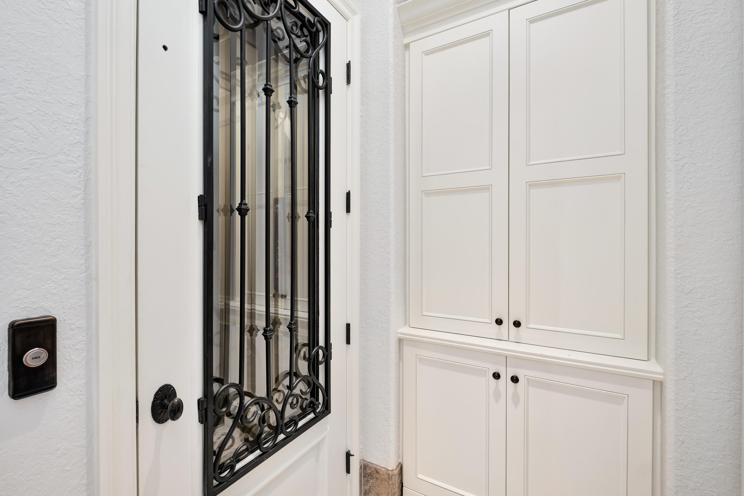 231 W Bermuda Drive