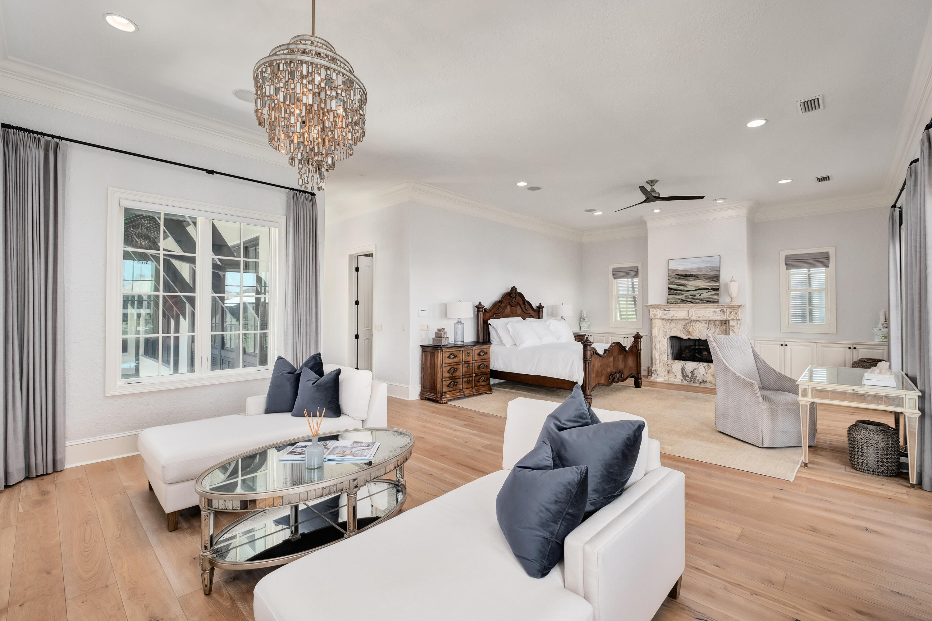 231 W Bermuda Drive
