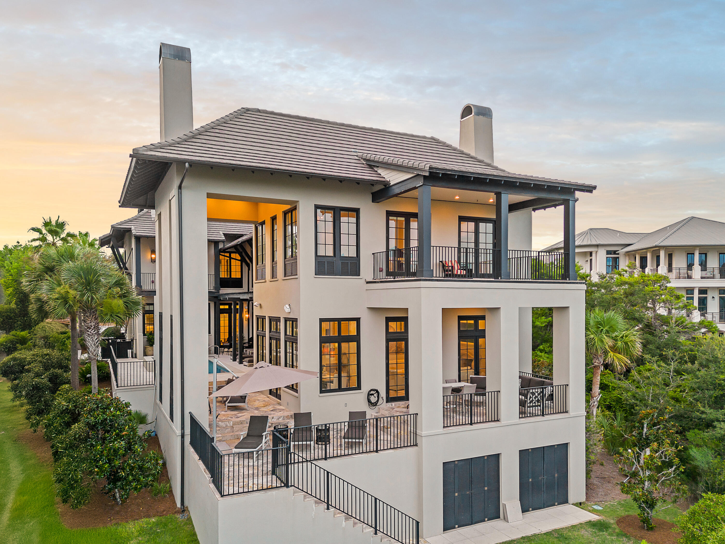 231 W Bermuda Drive