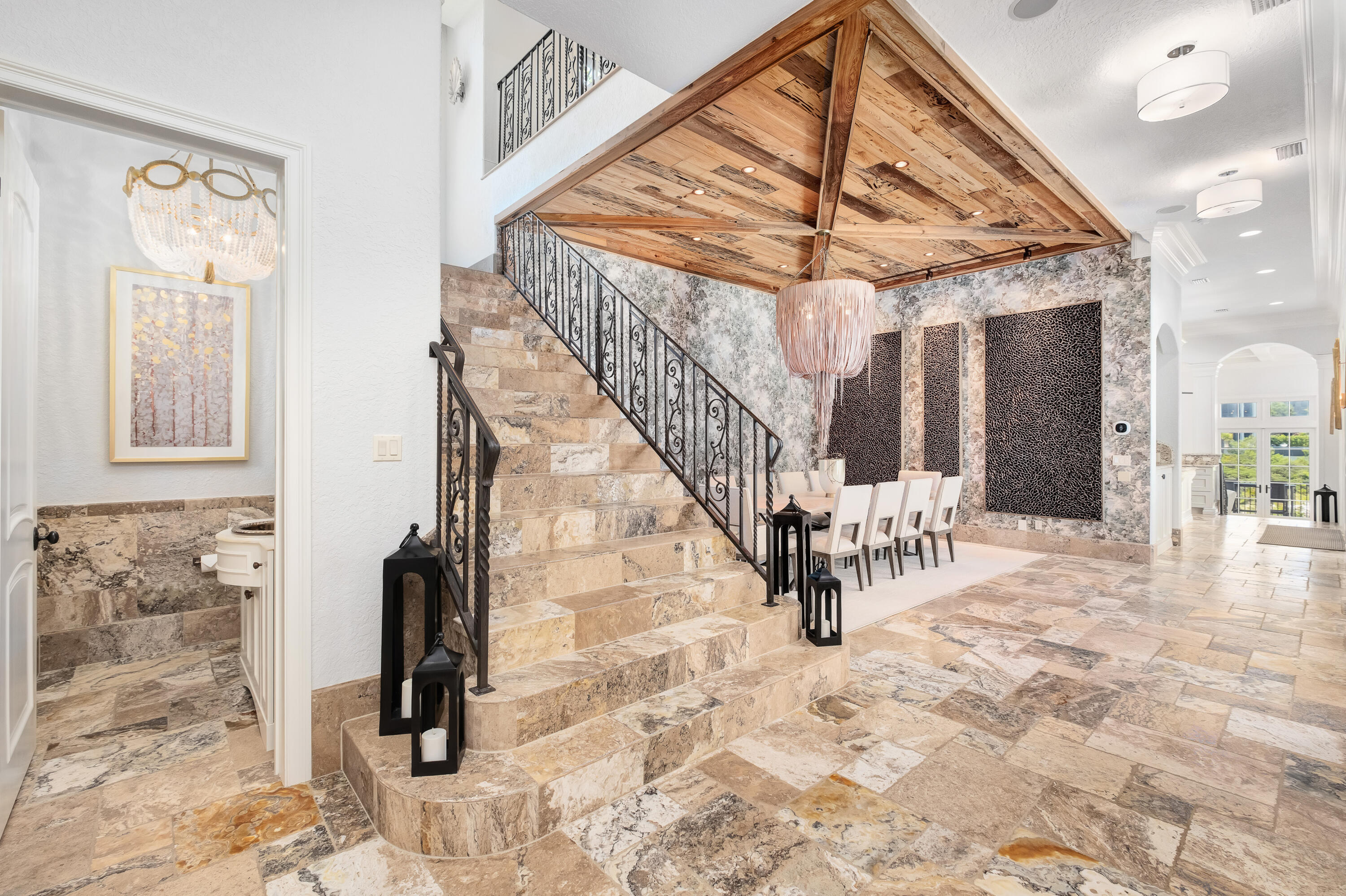 231 W Bermuda Drive