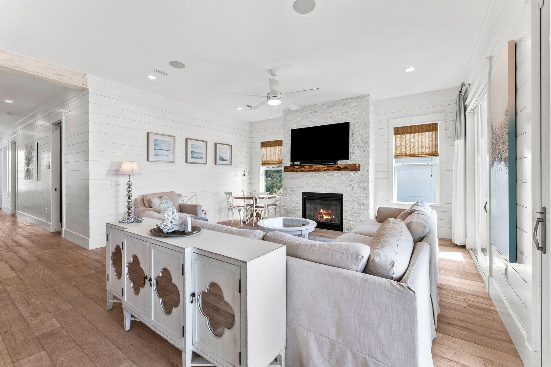 5786 W Co Highway 30A