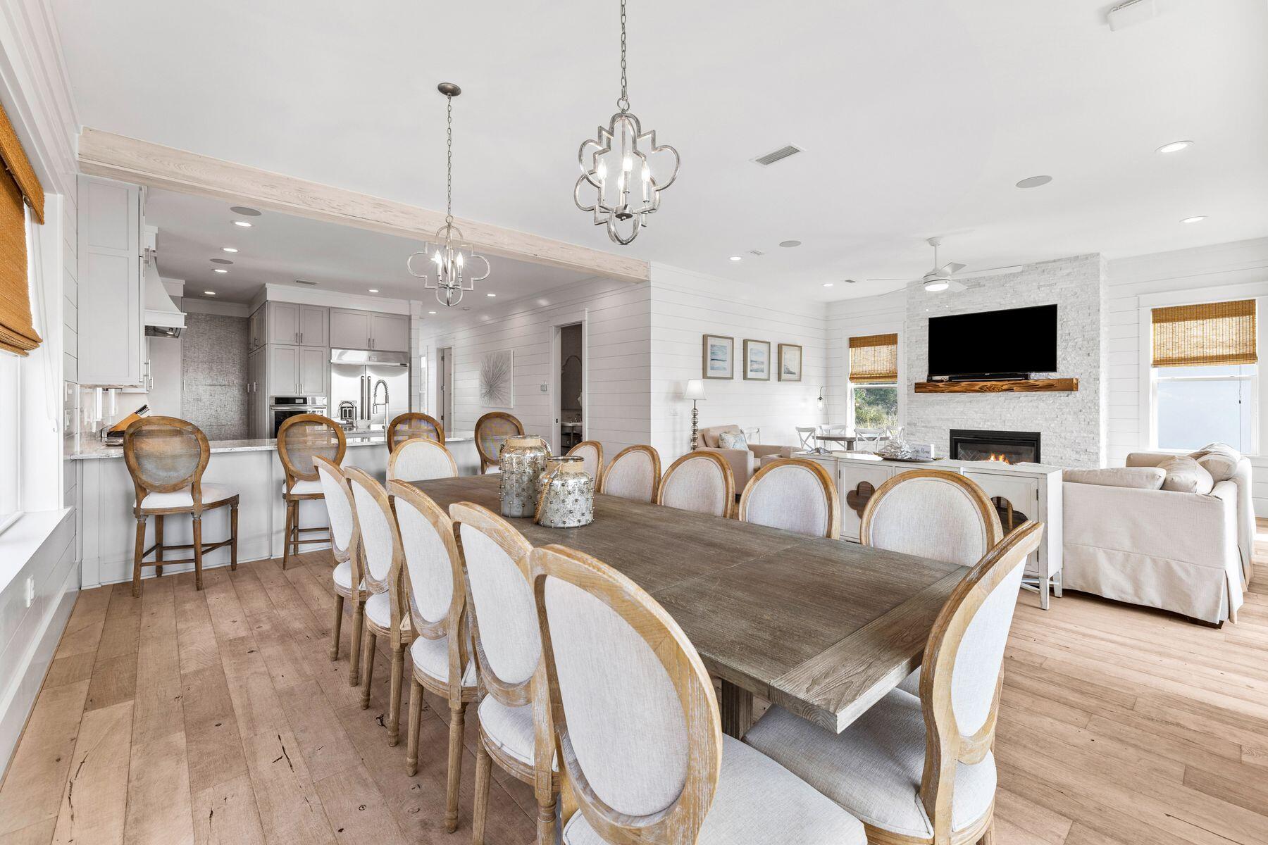 5786 W Co Highway 30A