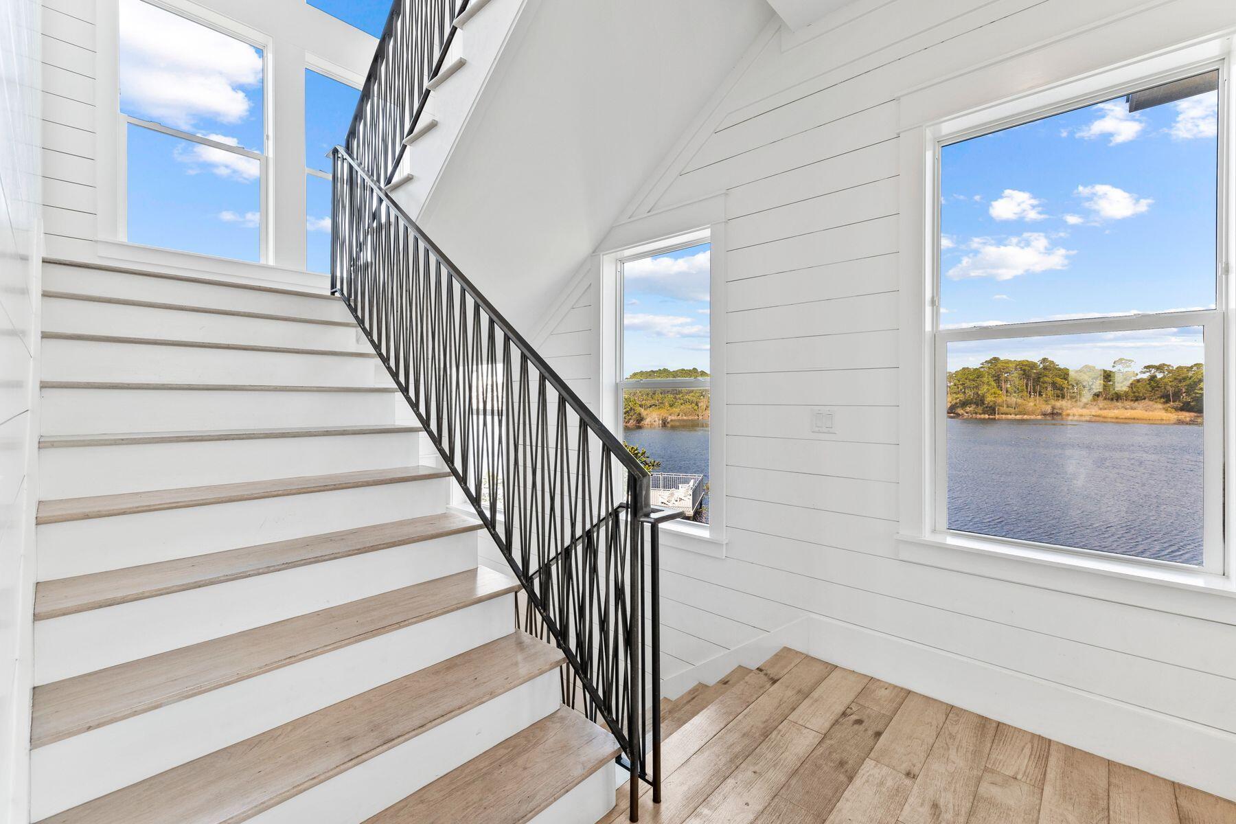 5786 W Co Highway 30A