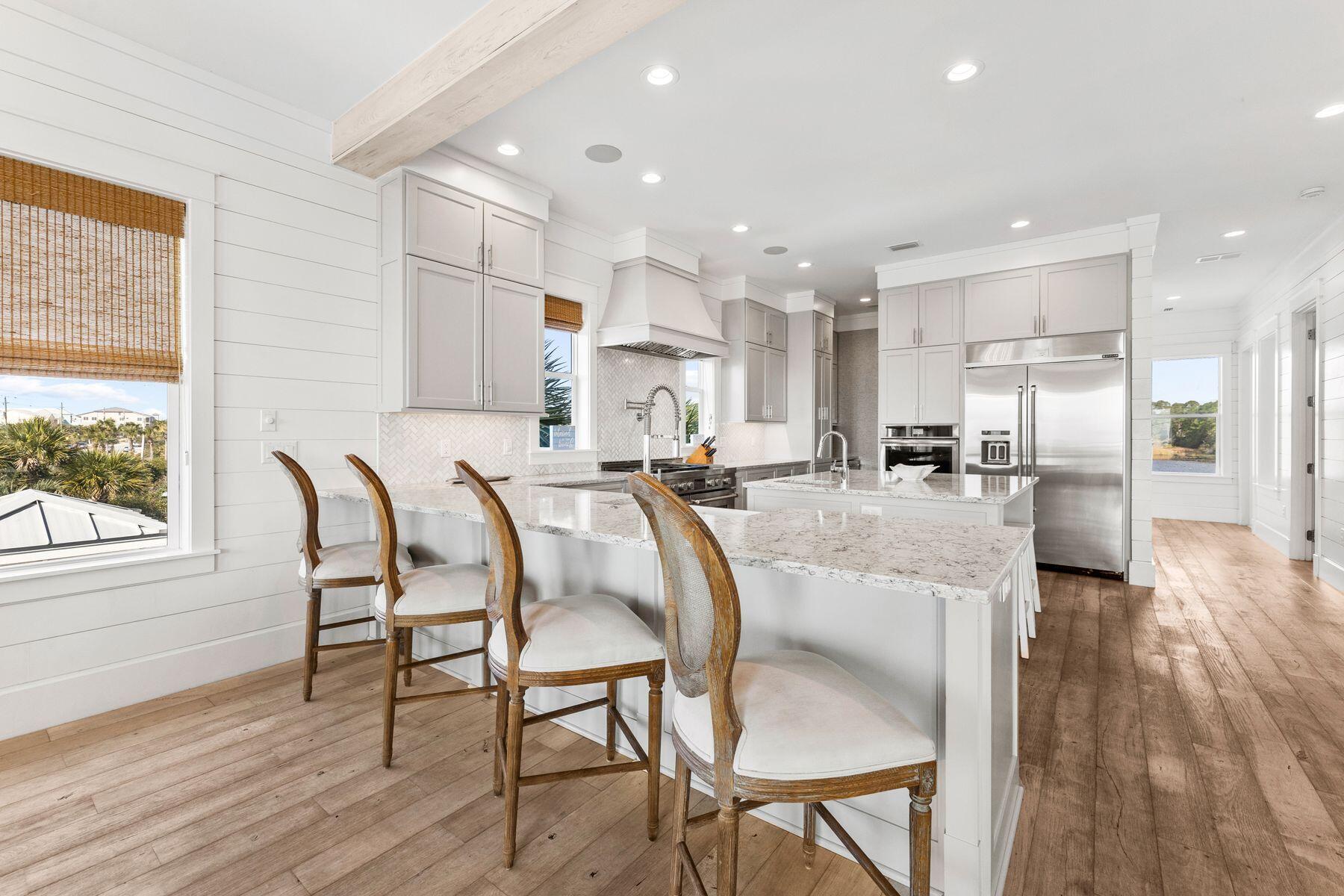 5786 W Co Highway 30A