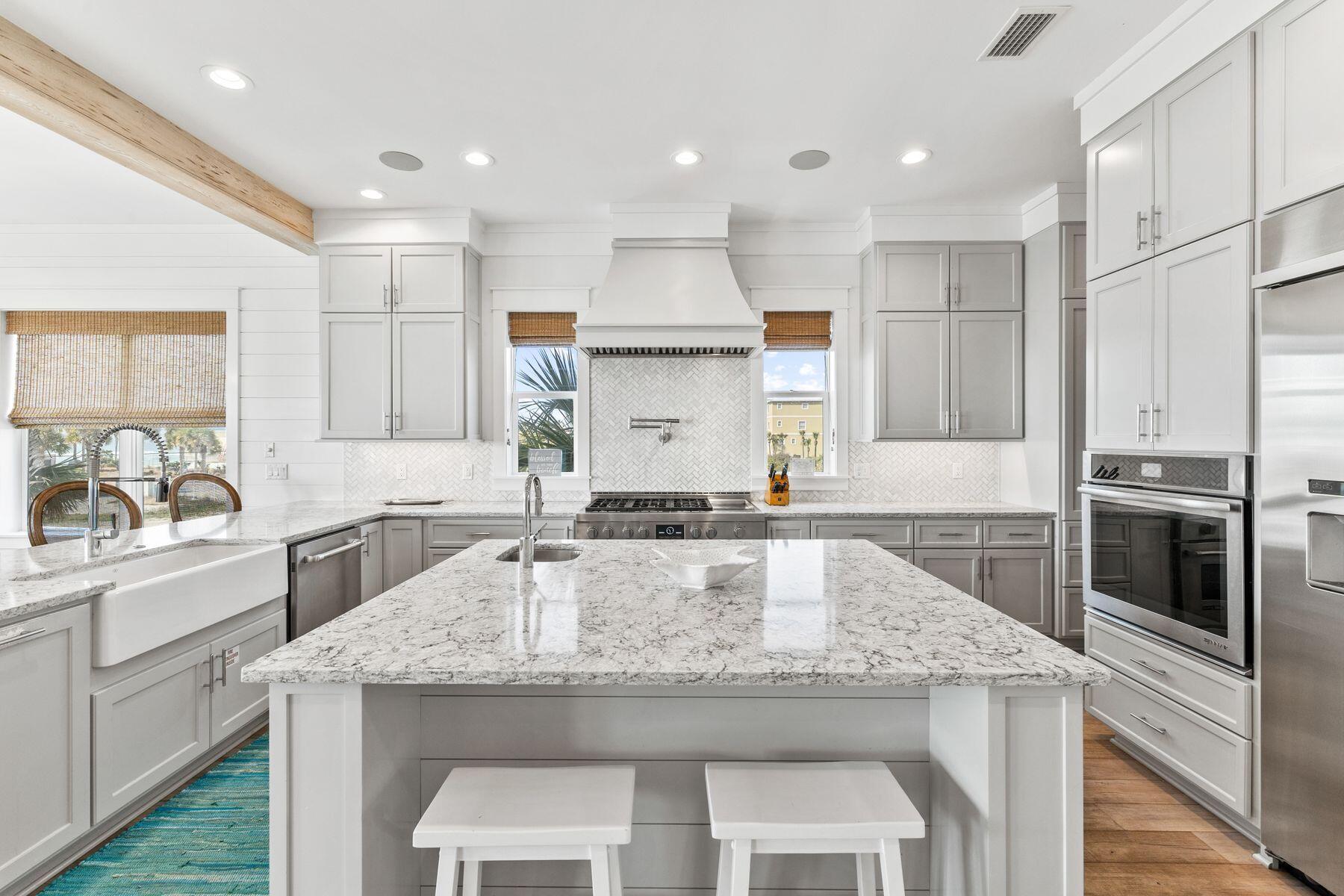 5786 W Co Highway 30A