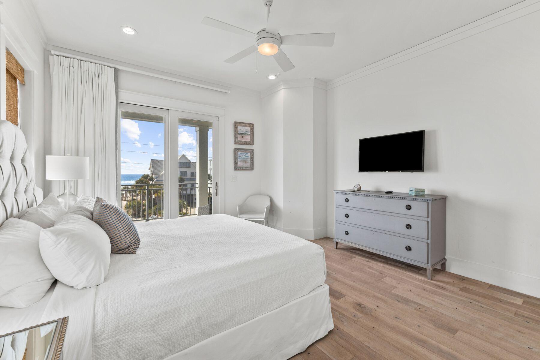 5786 W Co Highway 30A